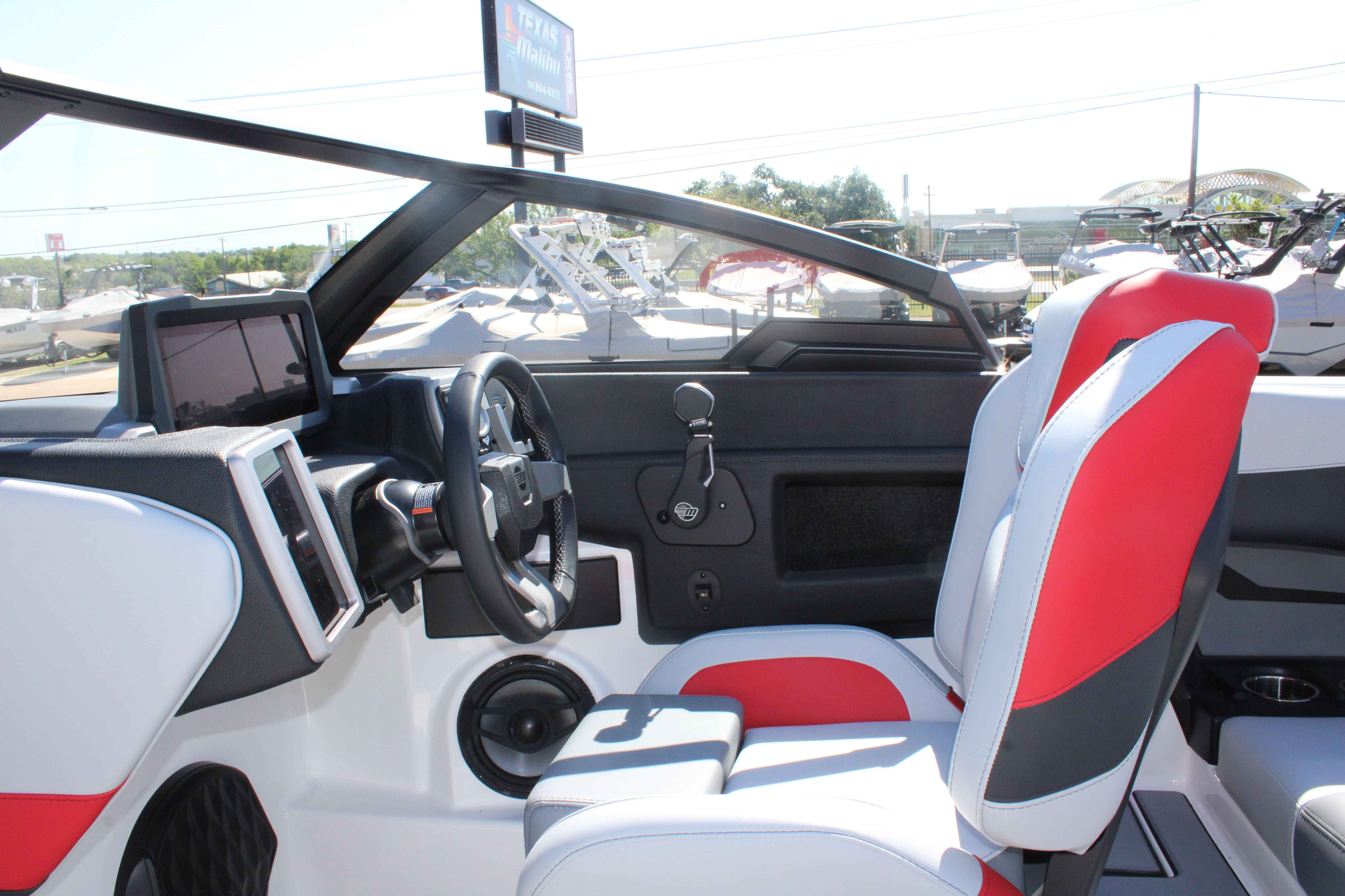 2023 Malibu Boats Wakesetter 22 LSV-17