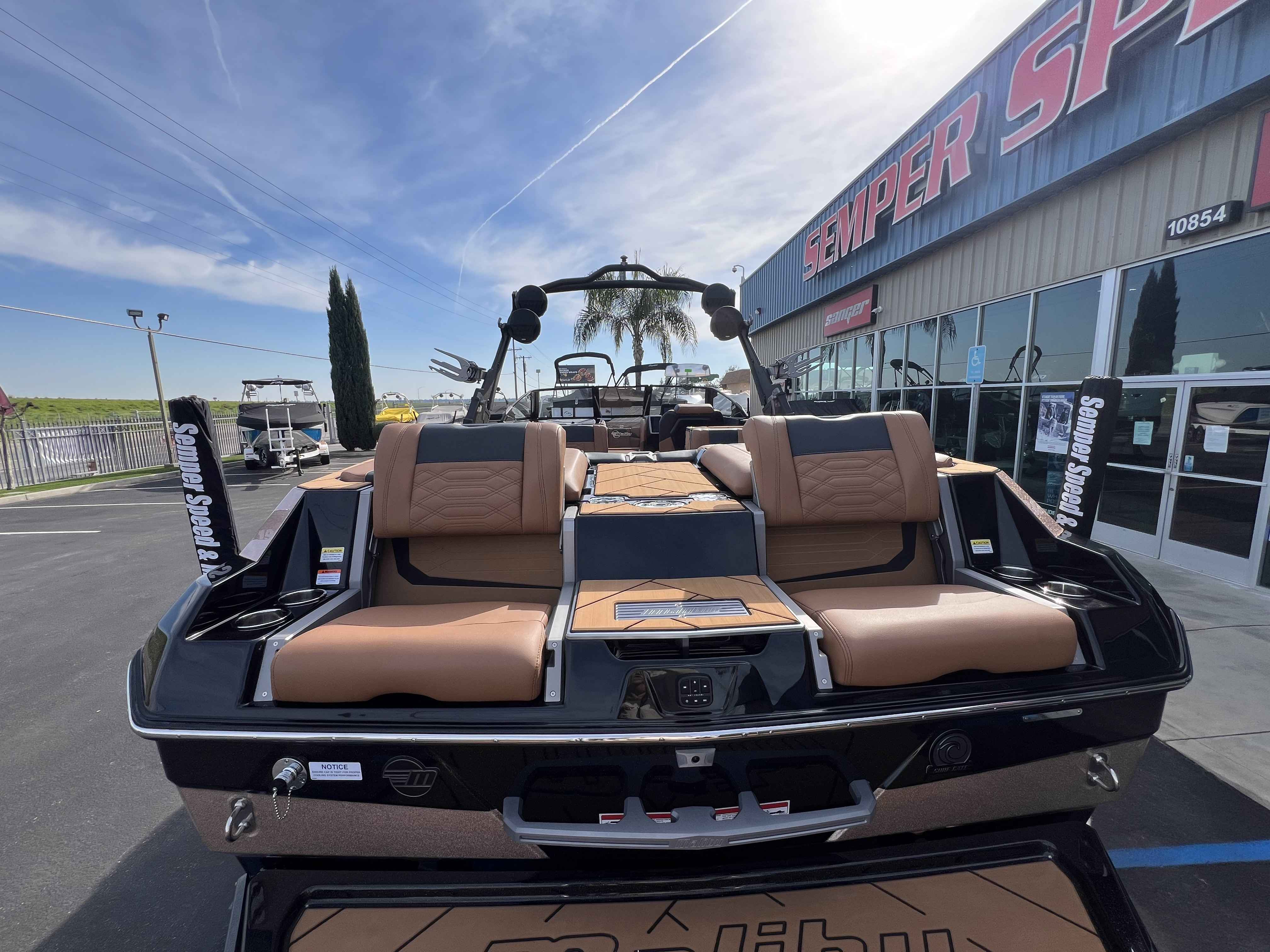 2024 Malibu Wakesetter 25 LSV-16