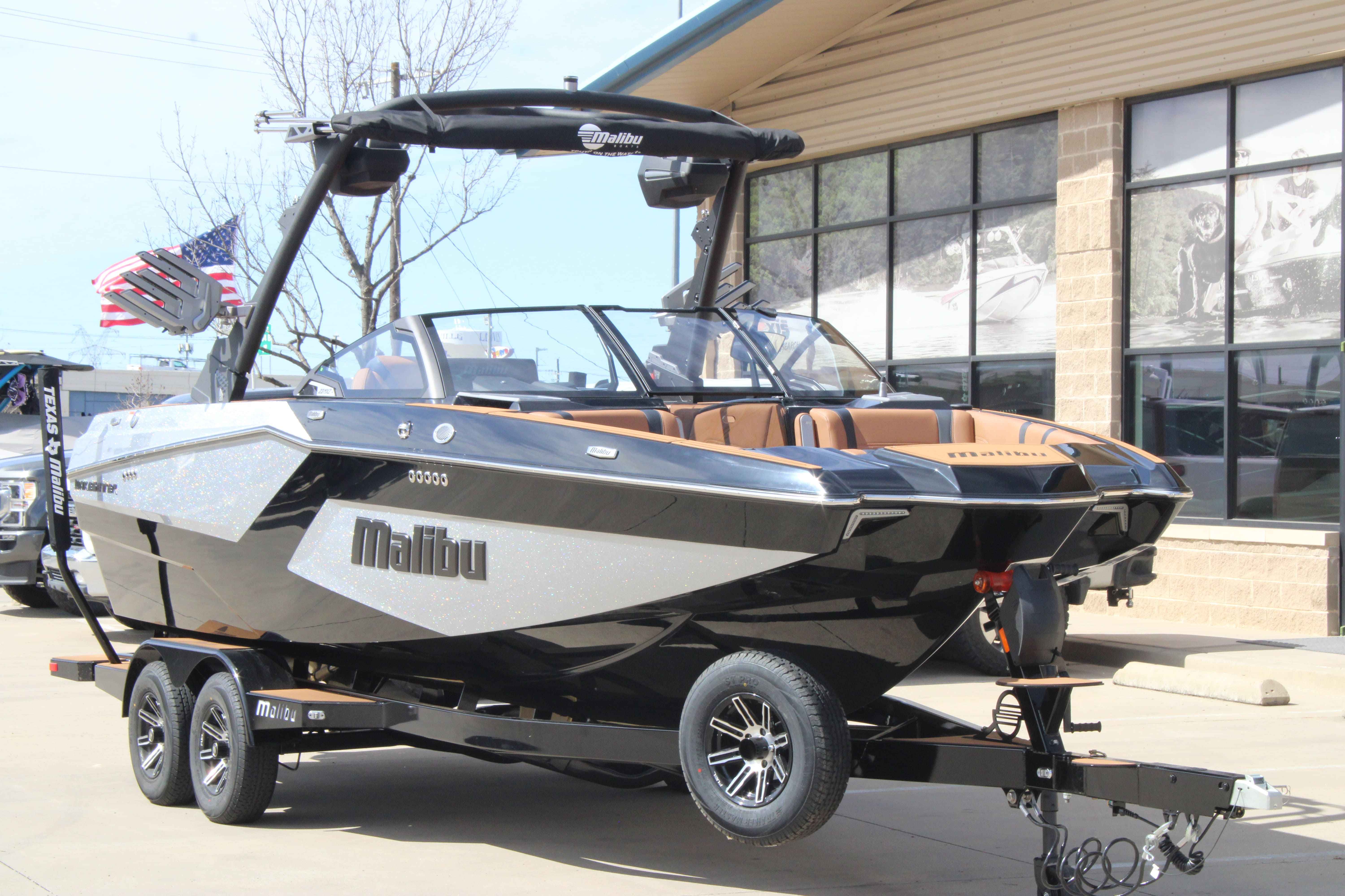 2025 Malibu Boats Wakesetter 23 MXZ-3