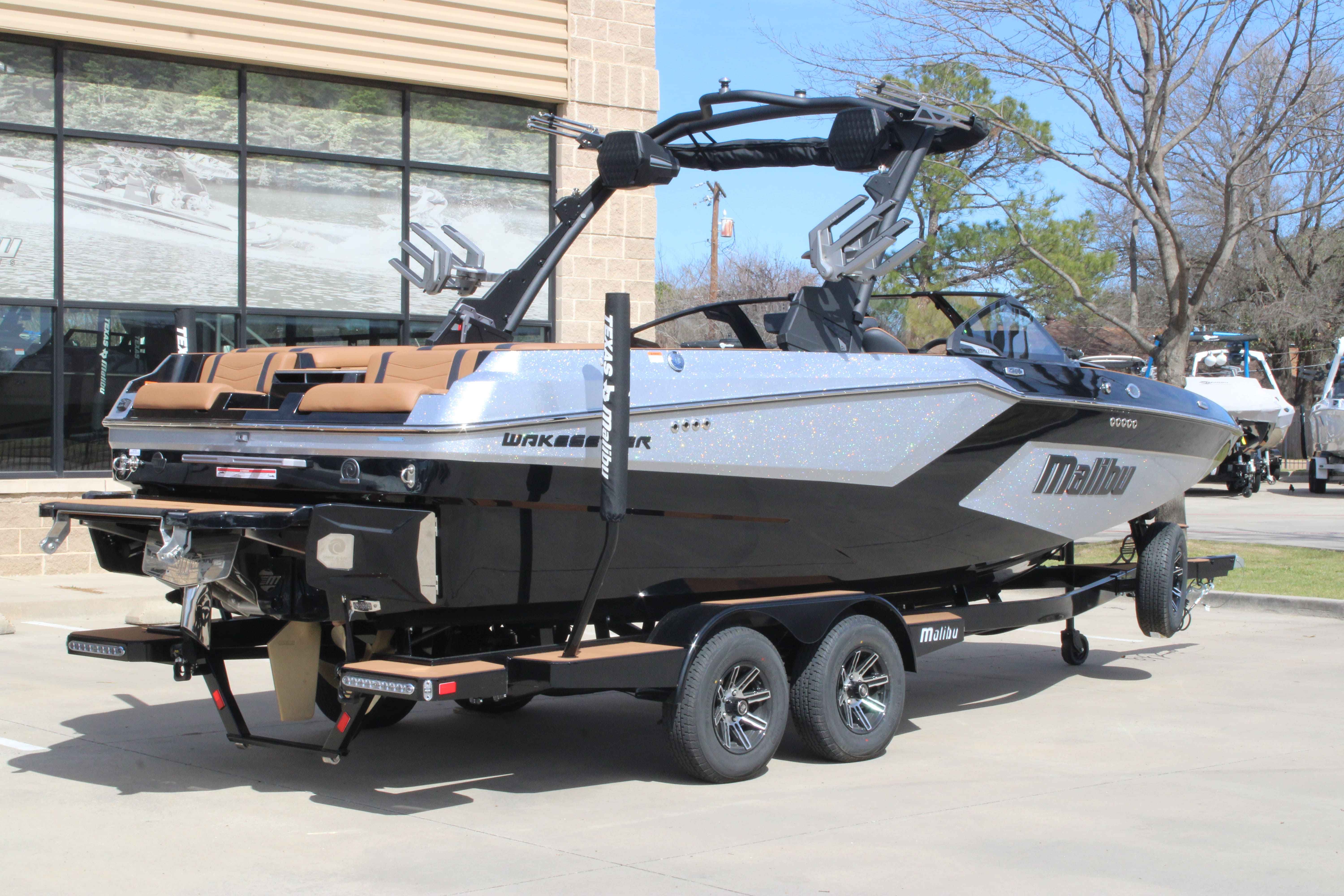 2025 Malibu Boats Wakesetter 23 MXZ-8
