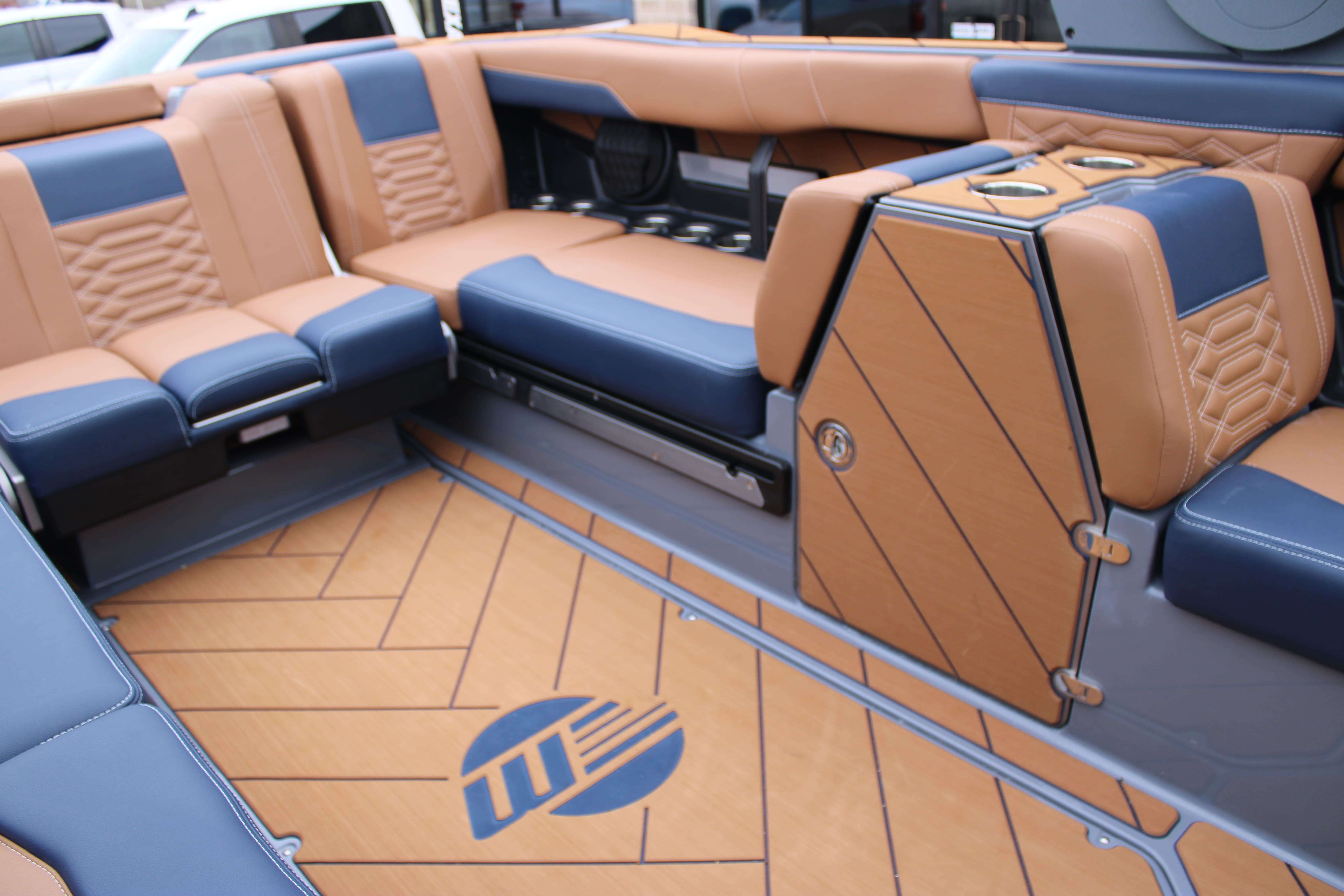 2025 Malibu Boats Wakesetter 26 LSV-16