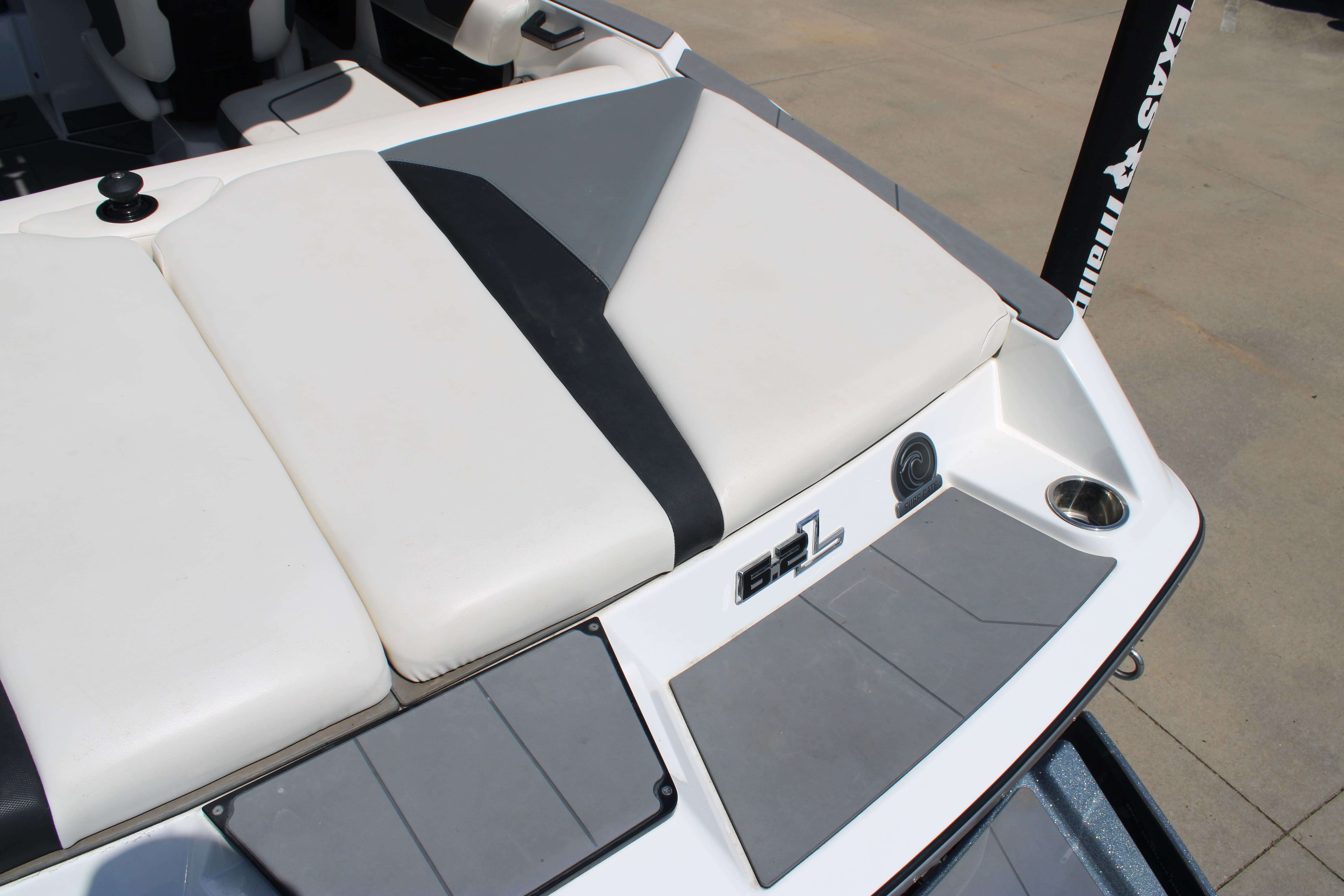 2022 Axis Wake Research A22-9