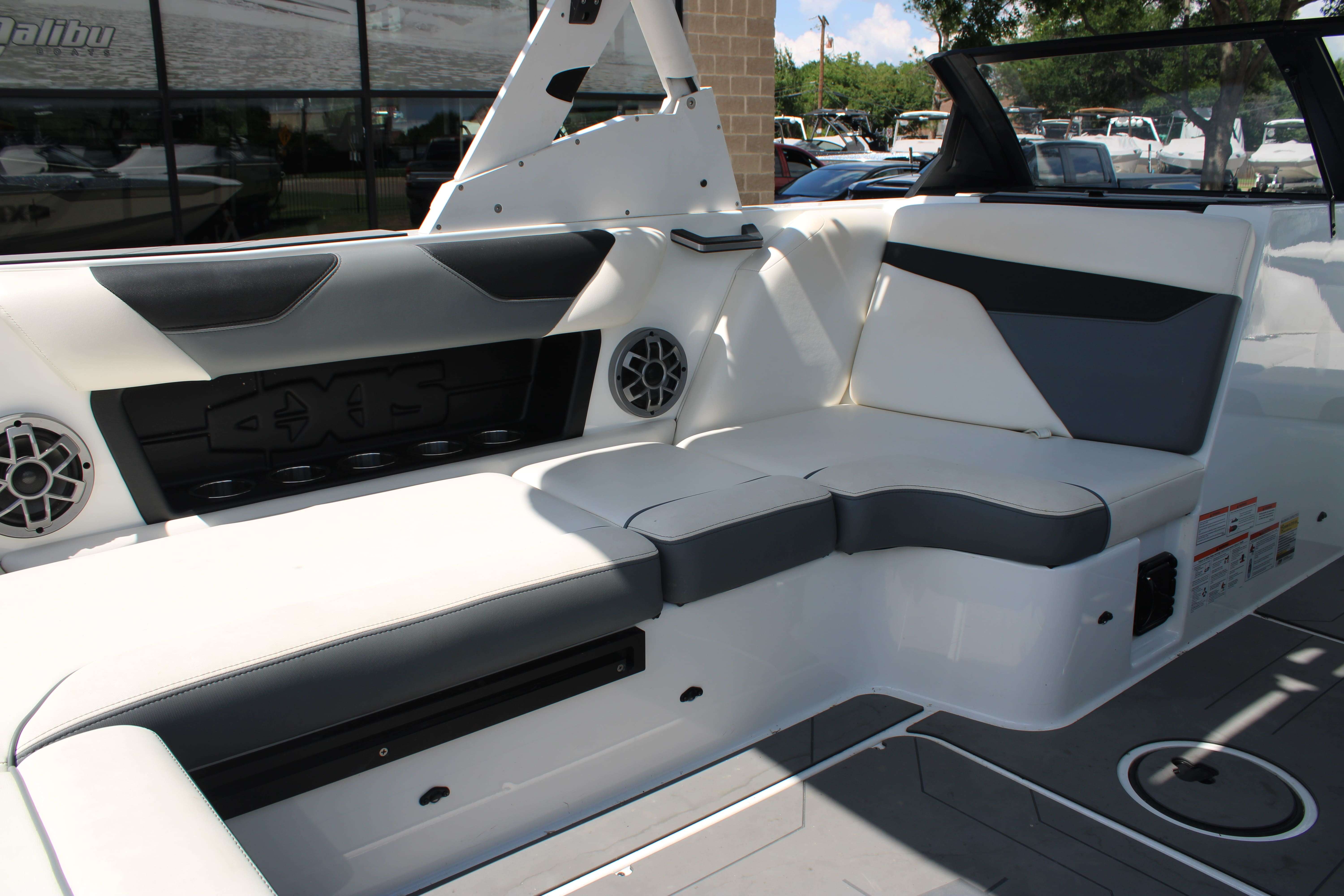 2022 Axis Wake Research A22-15