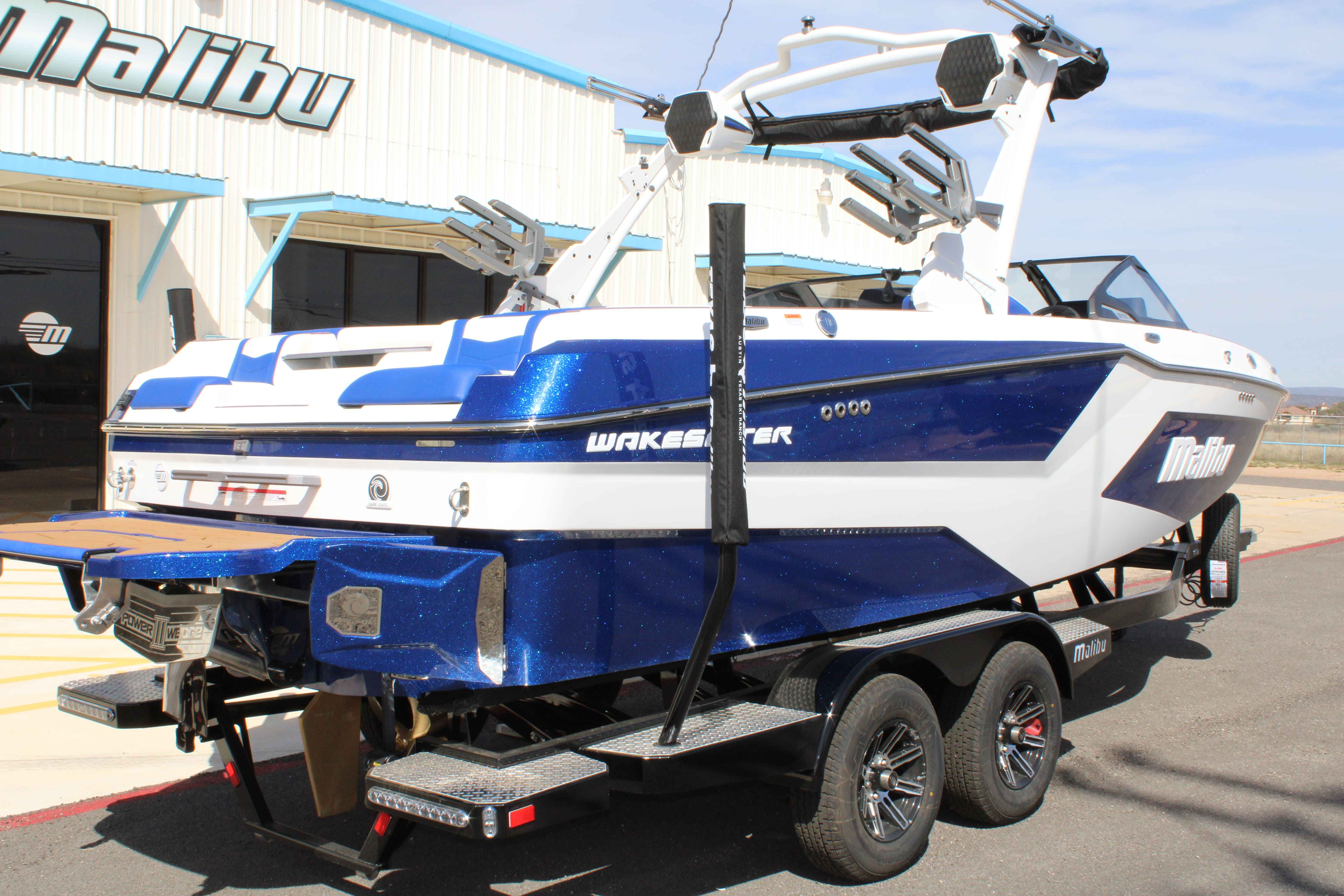 2025 Malibu Boats Wakesetter 22 MXZ-3