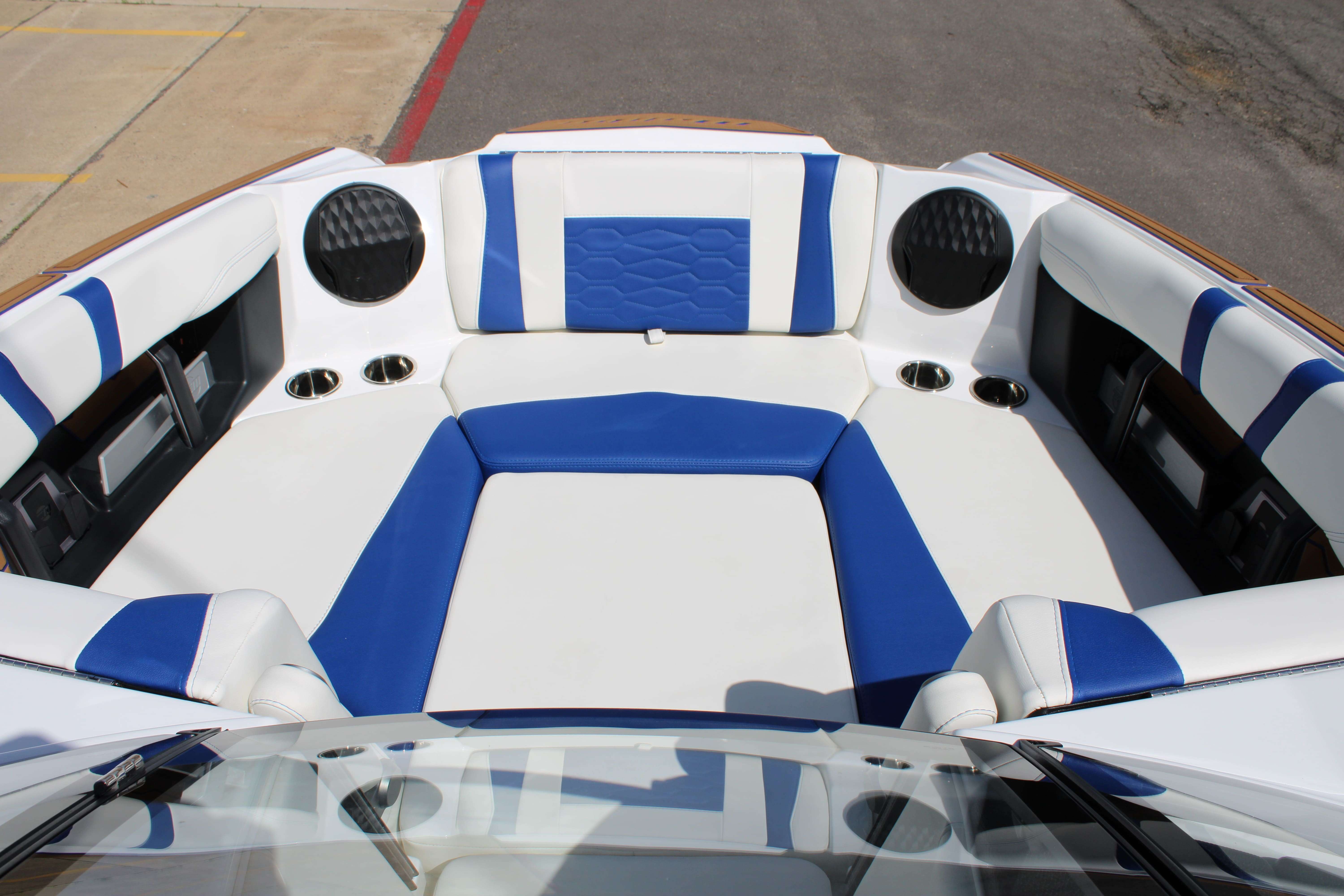 2025 Malibu Boats Wakesetter 22 MXZ-18