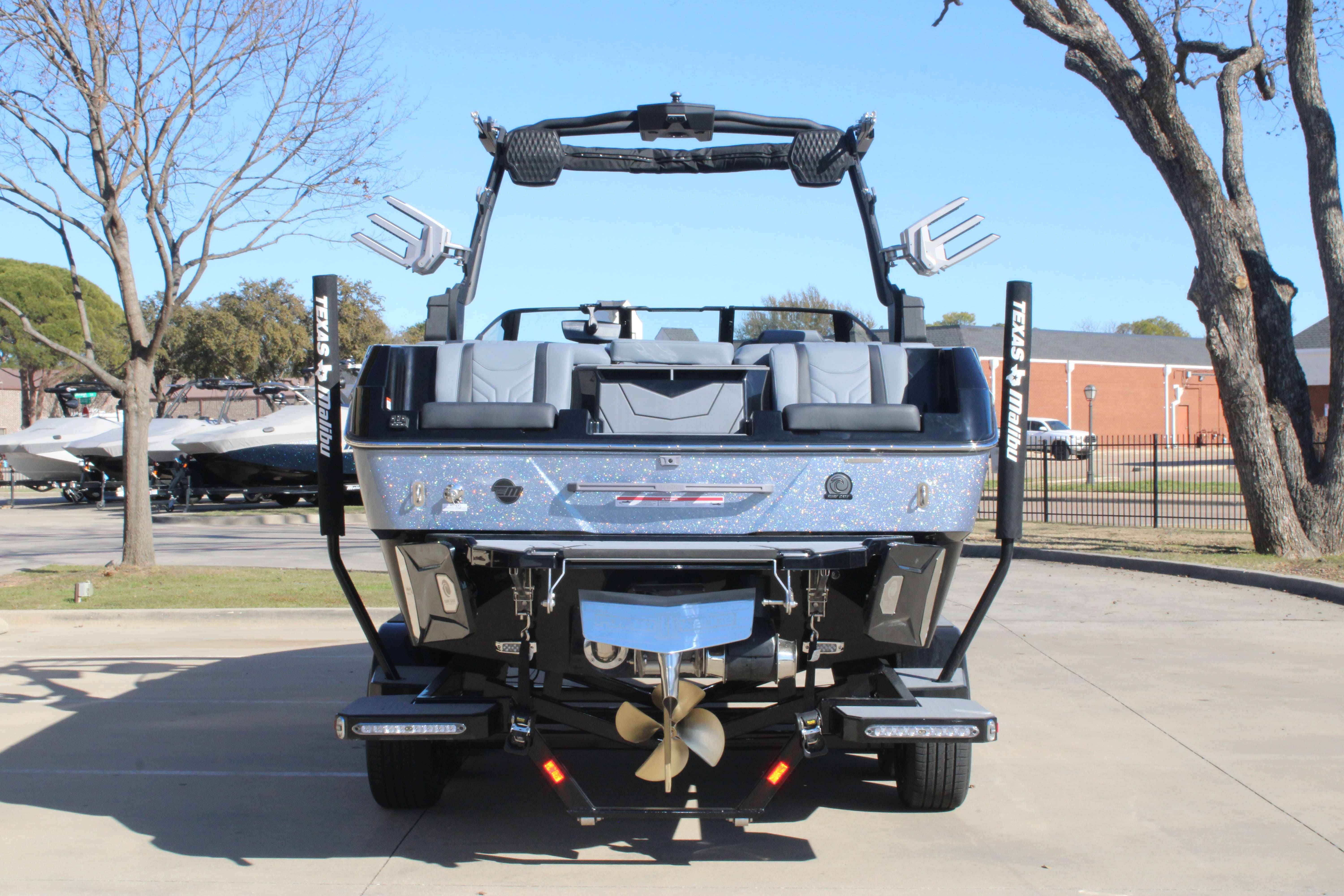 2025 Malibu Boats Wakesetter 25 LSV-7