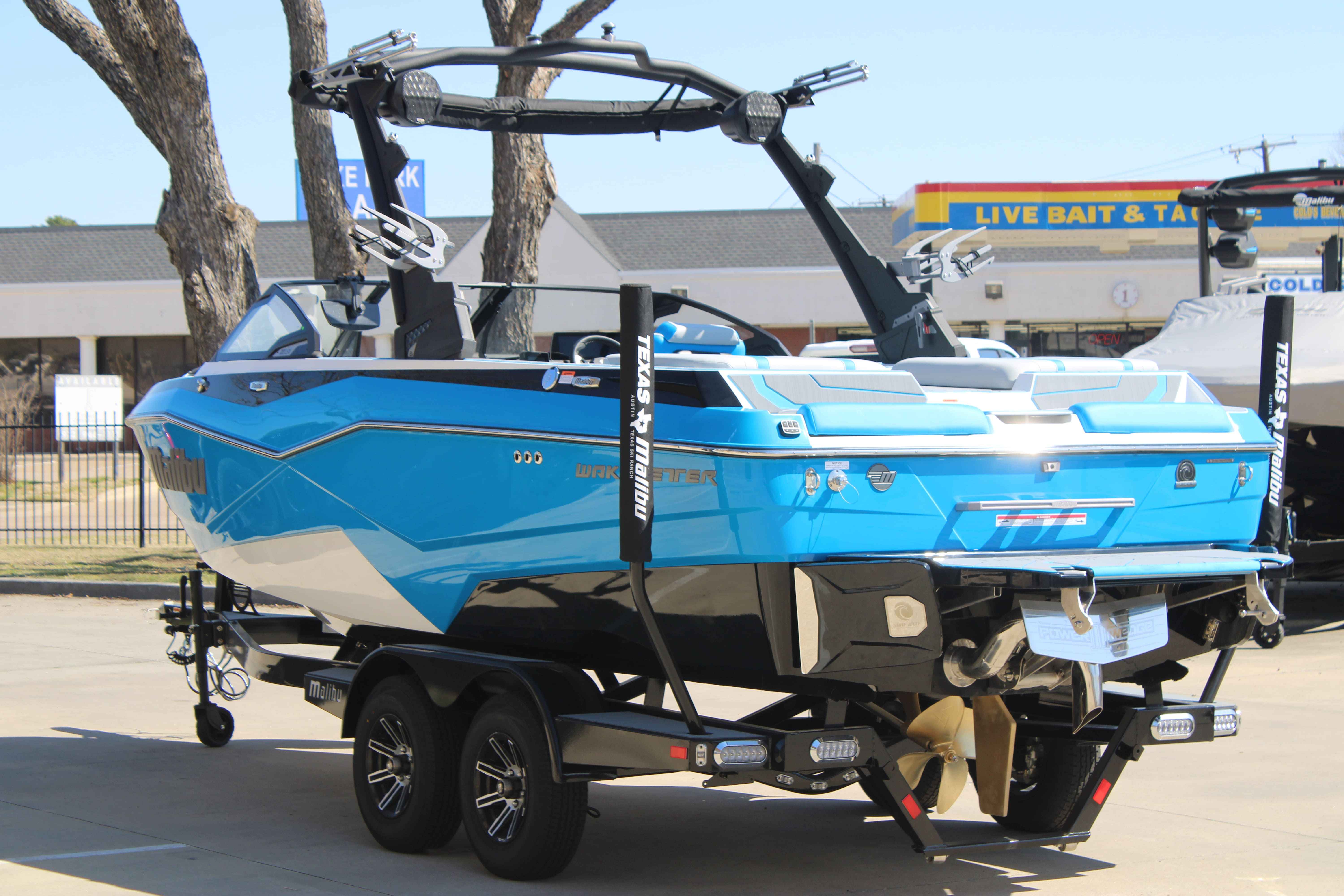2025 Malibu Boats Wakesetter 22 LSV-6