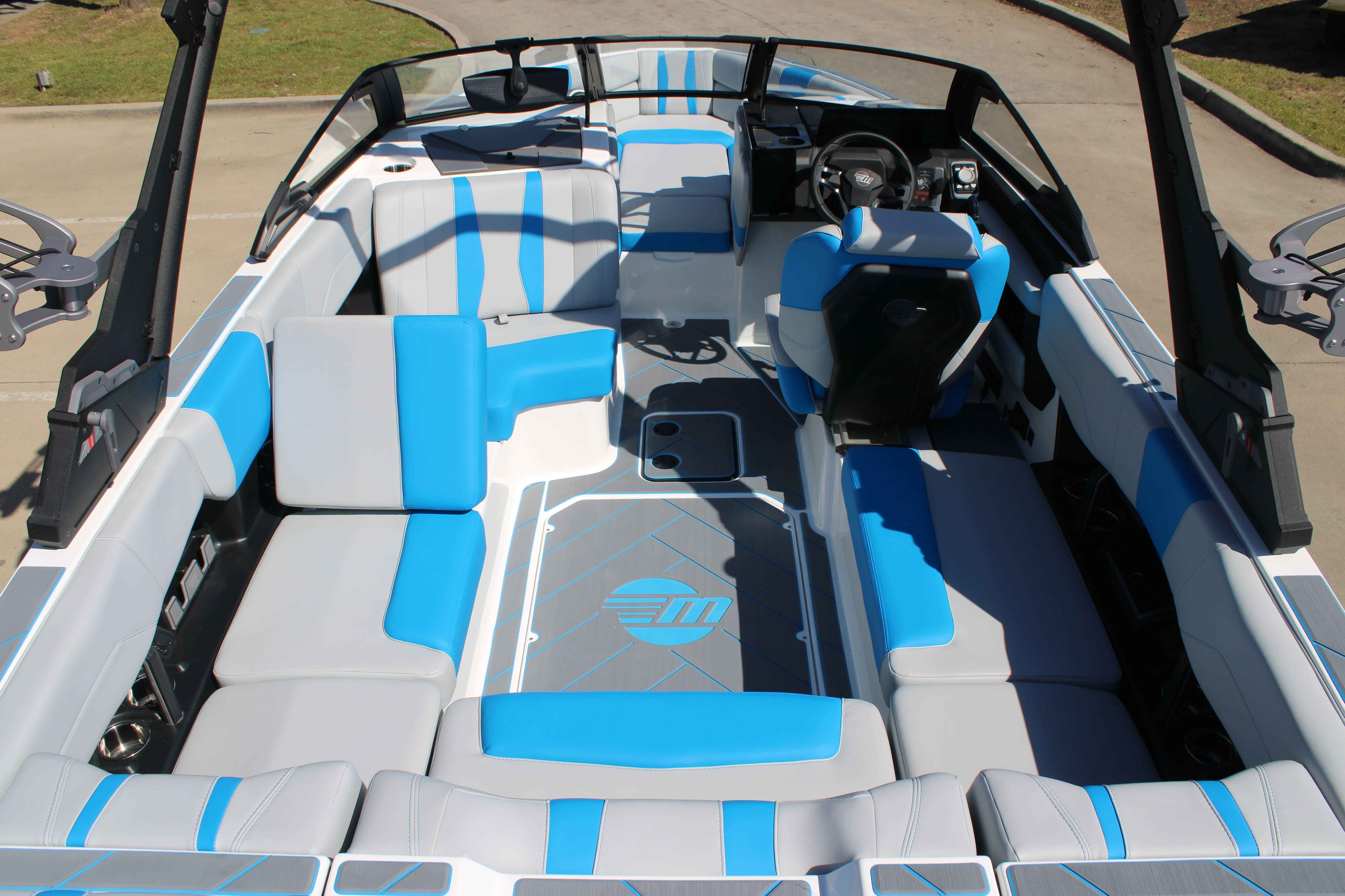 2025 Malibu Boats Wakesetter 22 LSV-14