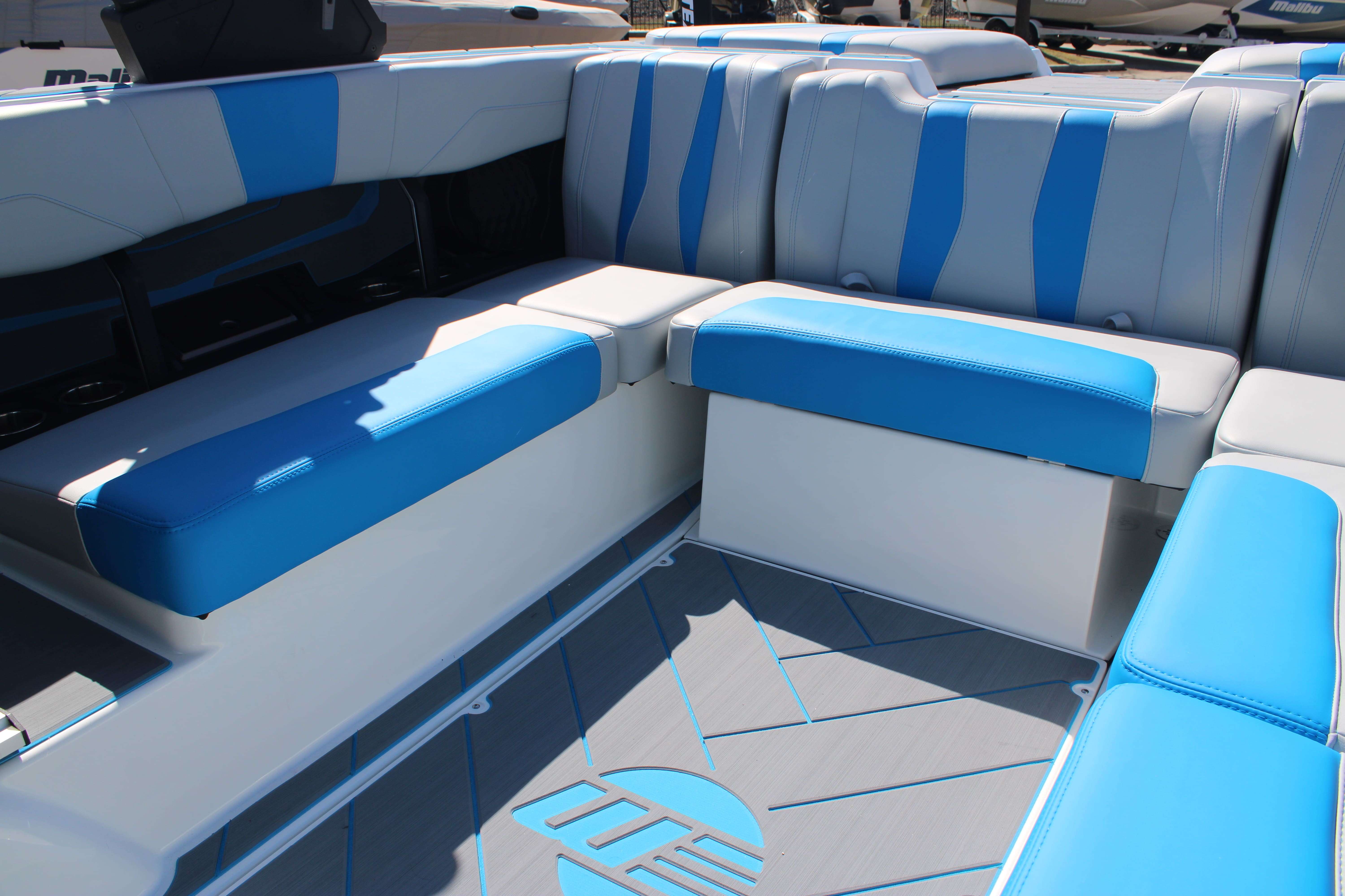 2025 Malibu Boats Wakesetter 22 LSV-15