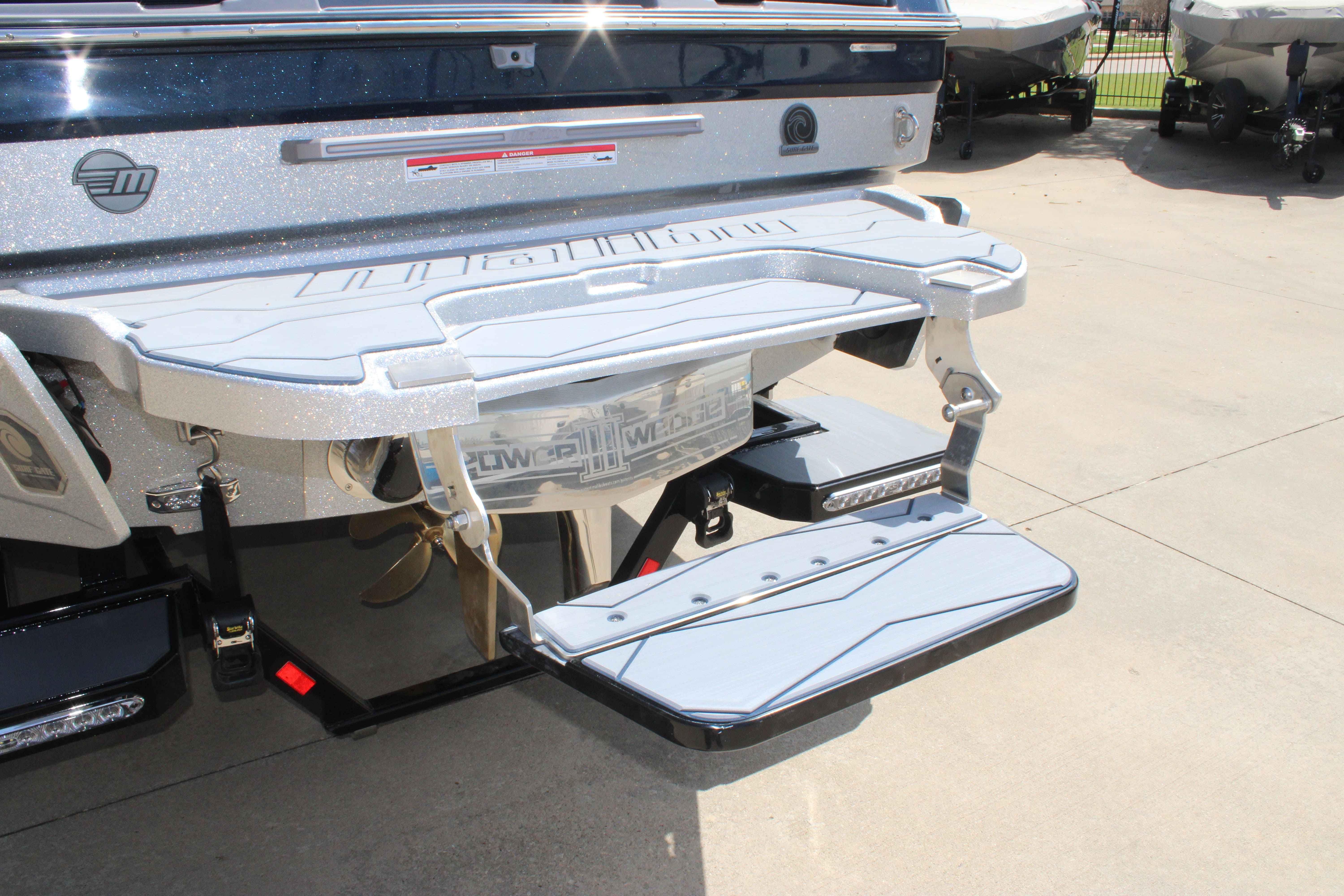 2025 Malibu Boats Wakesetter 24 MXZ-10