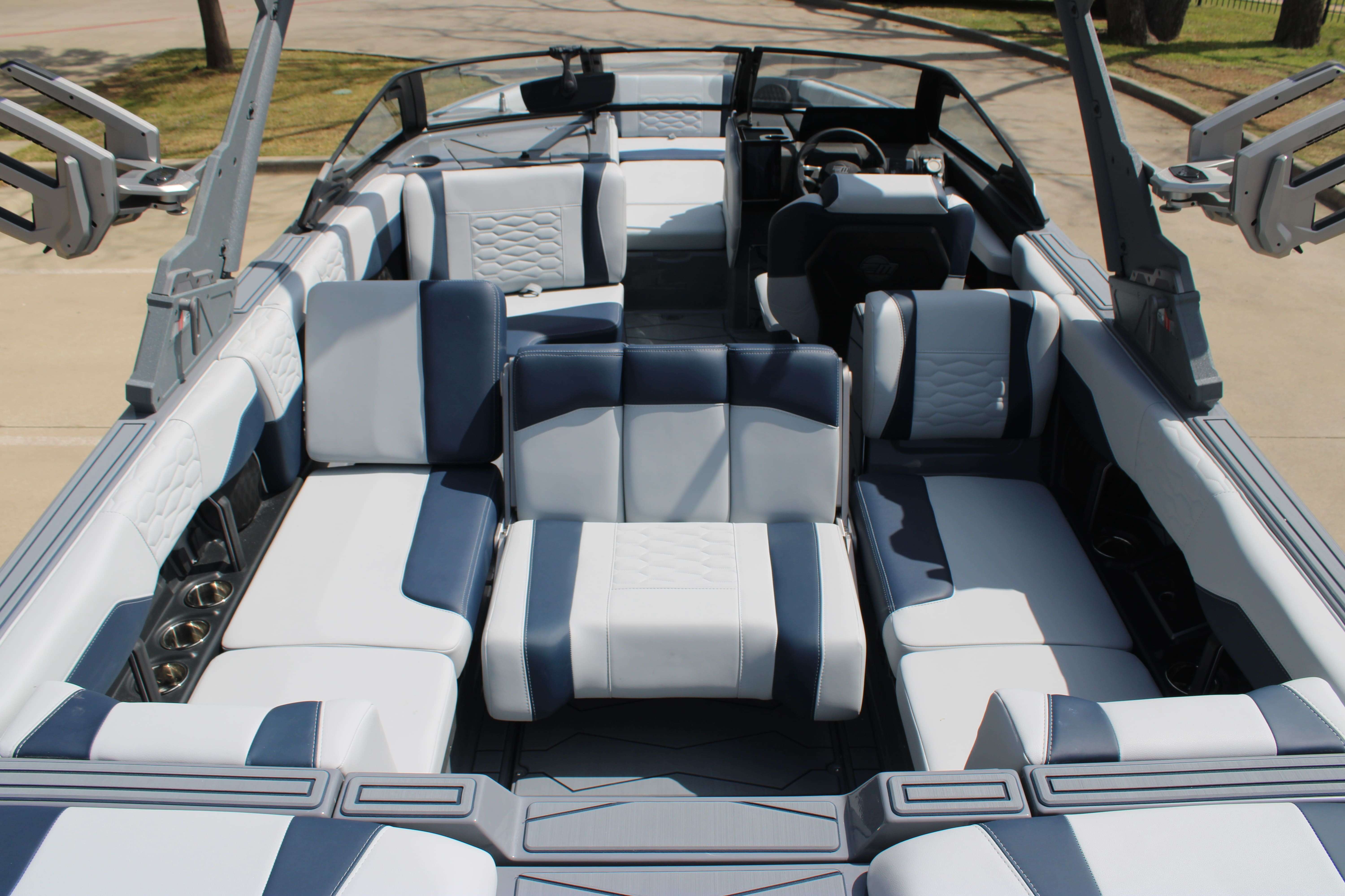 2025 Malibu Boats Wakesetter 24 MXZ-13