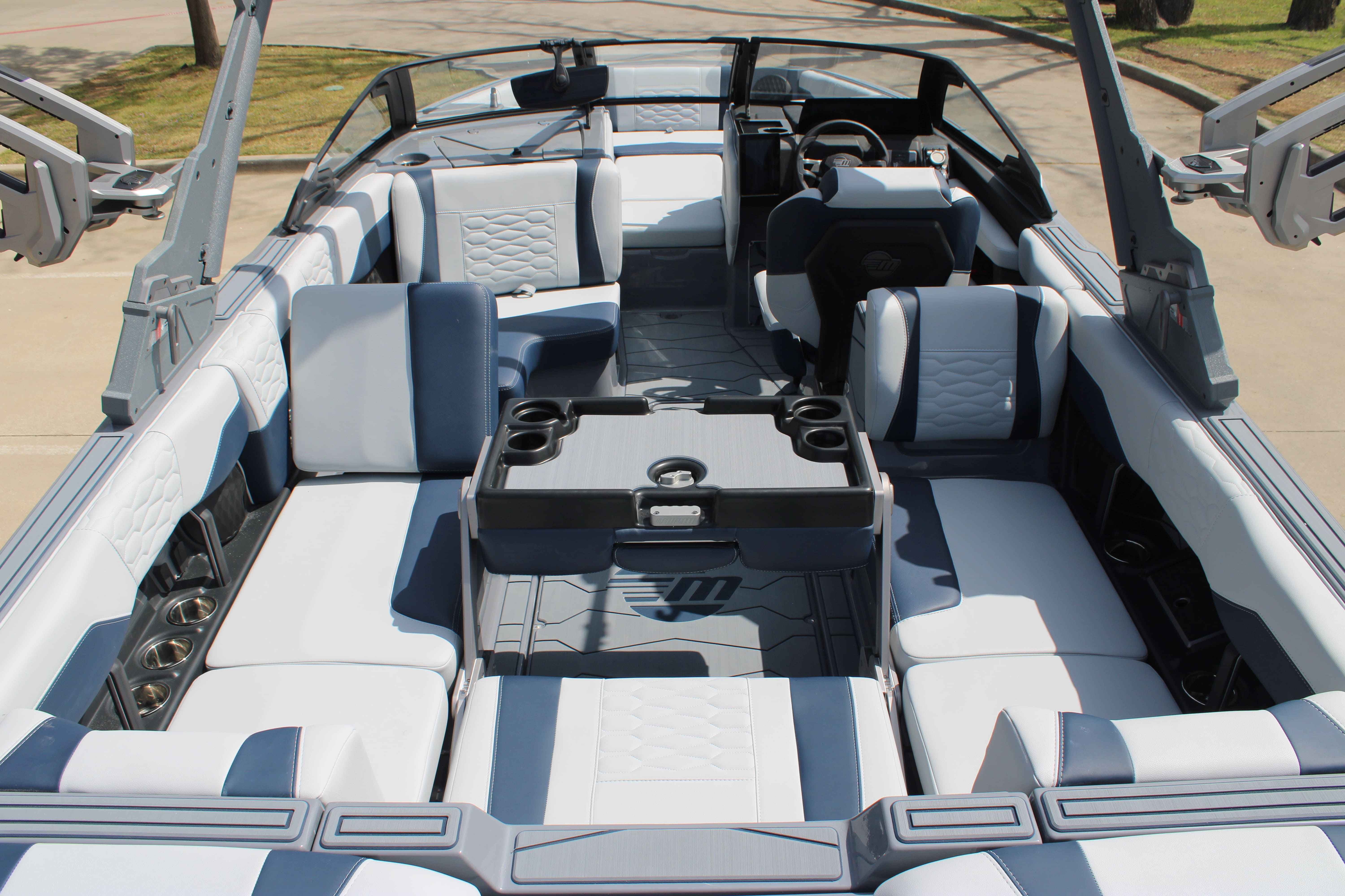 2025 Malibu Boats Wakesetter 24 MXZ-14