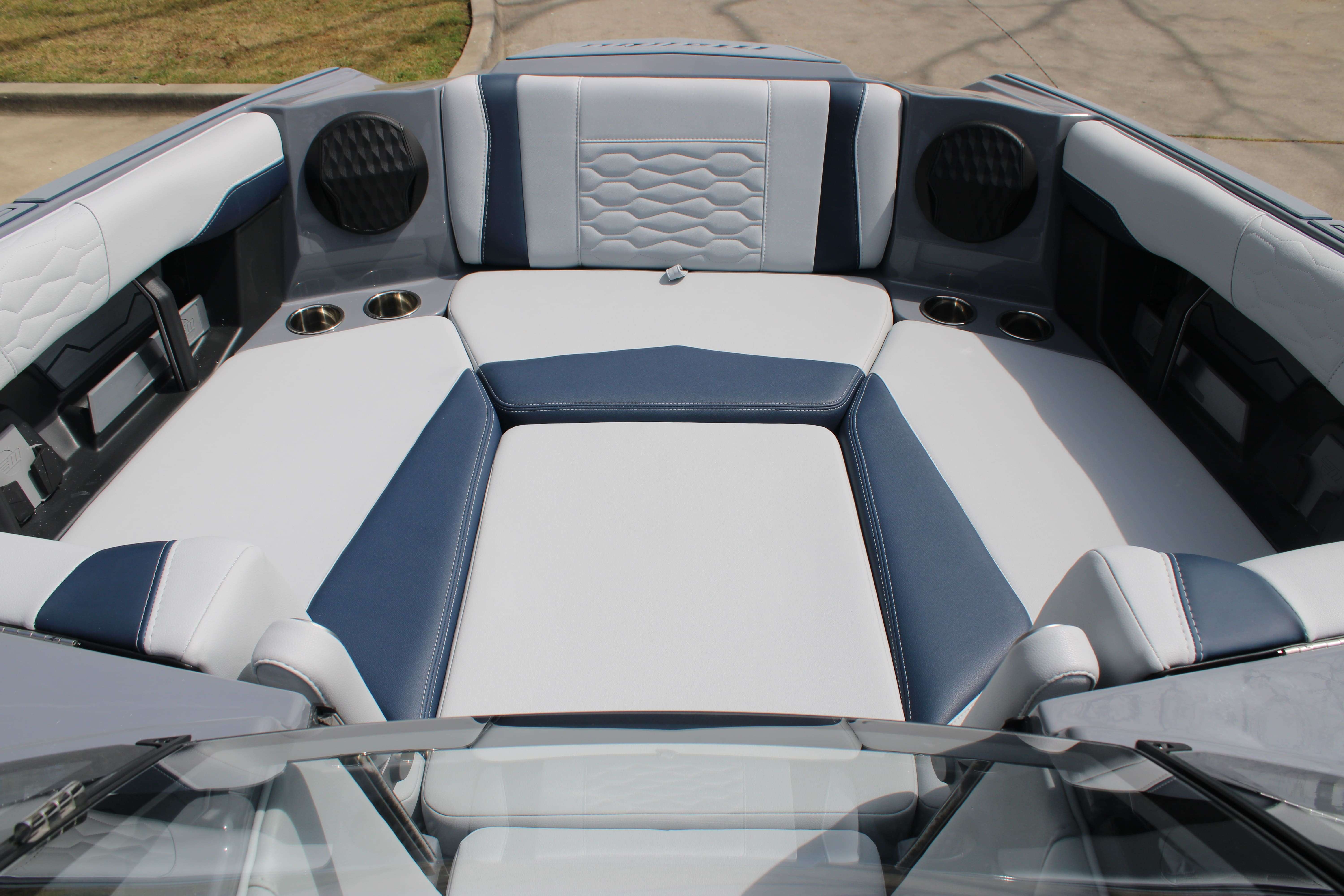 2025 Malibu Boats Wakesetter 24 MXZ-20