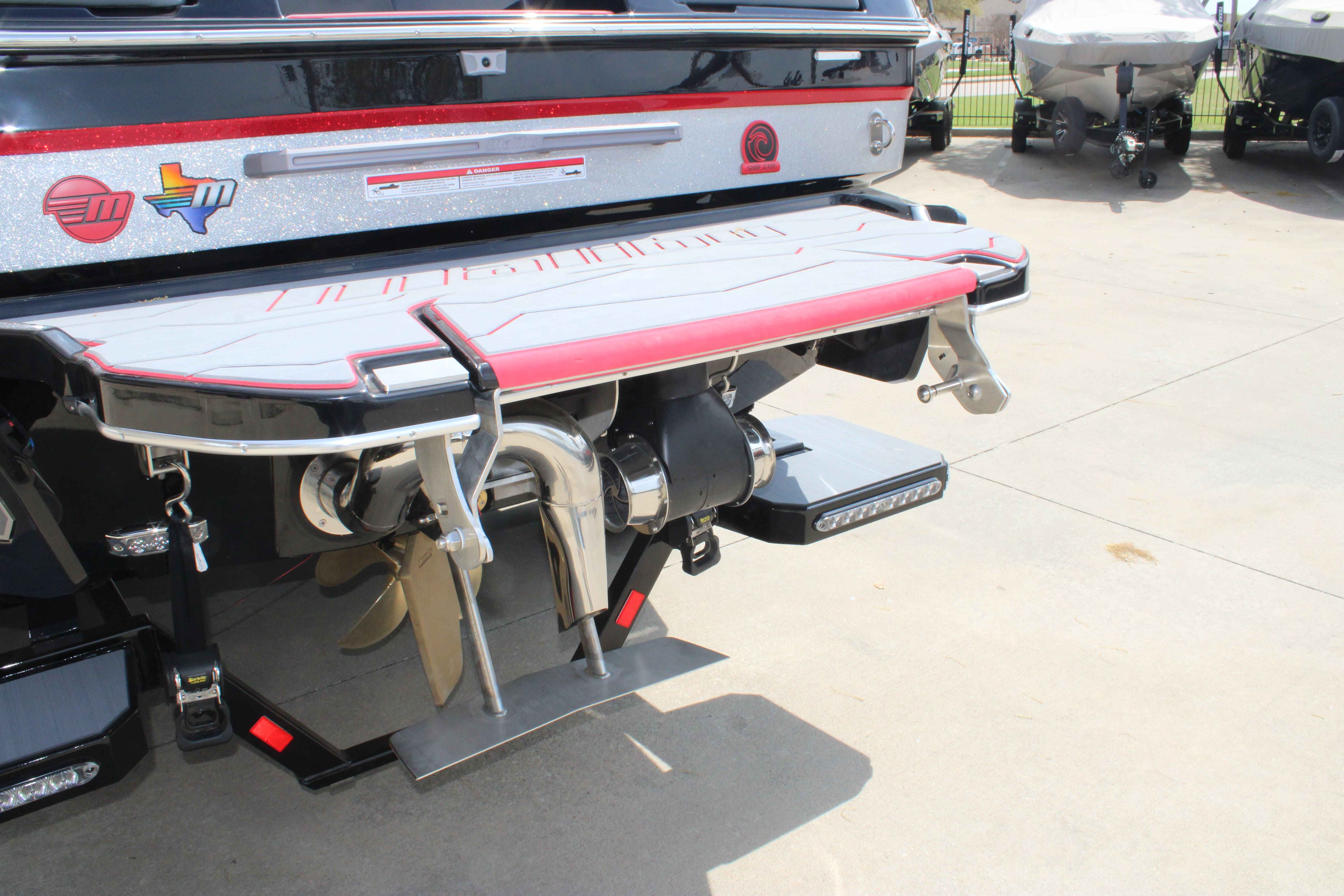 2025 Malibu Boats Wakesetter 24 MXZ-10