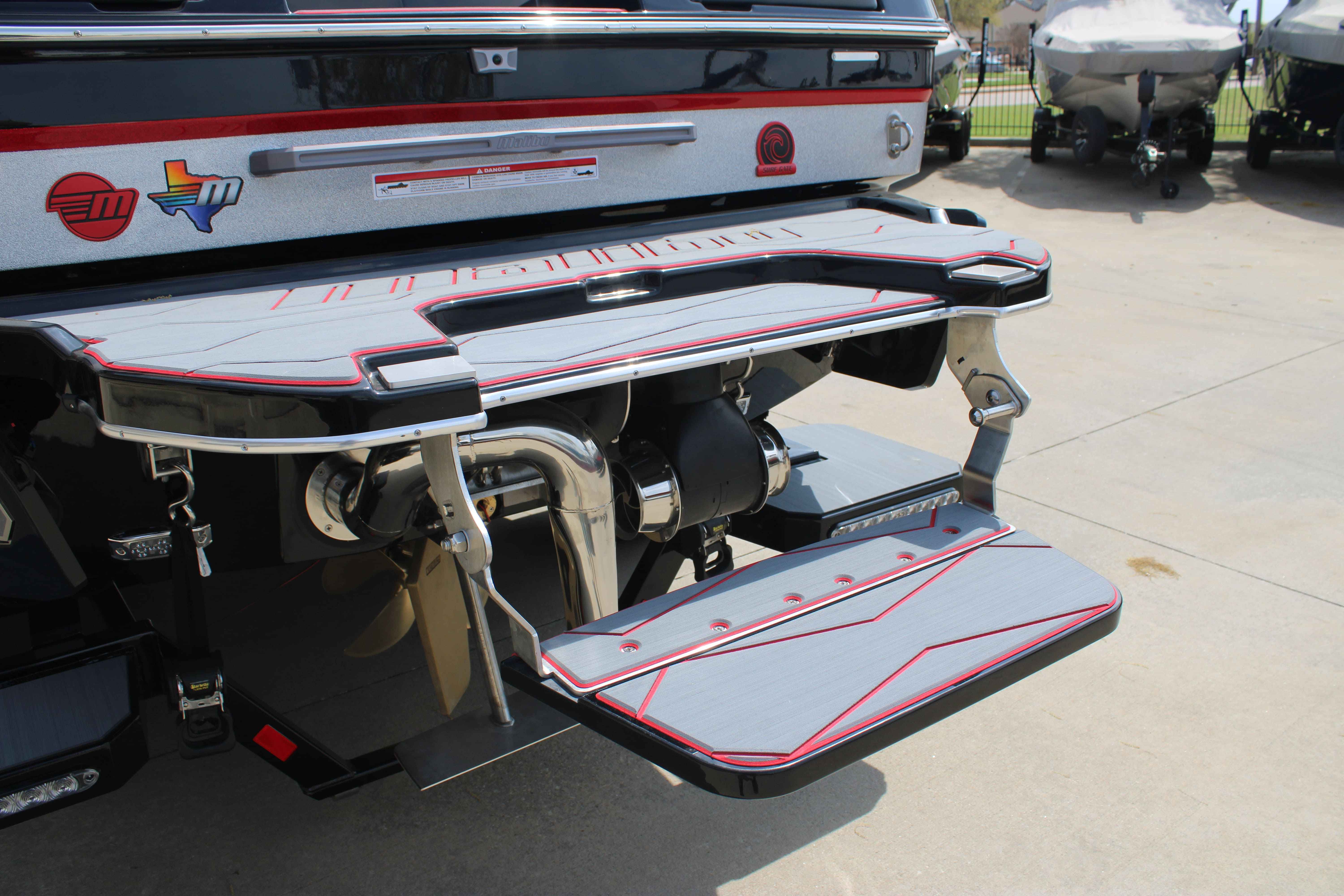 2025 Malibu Boats Wakesetter 24 MXZ-11