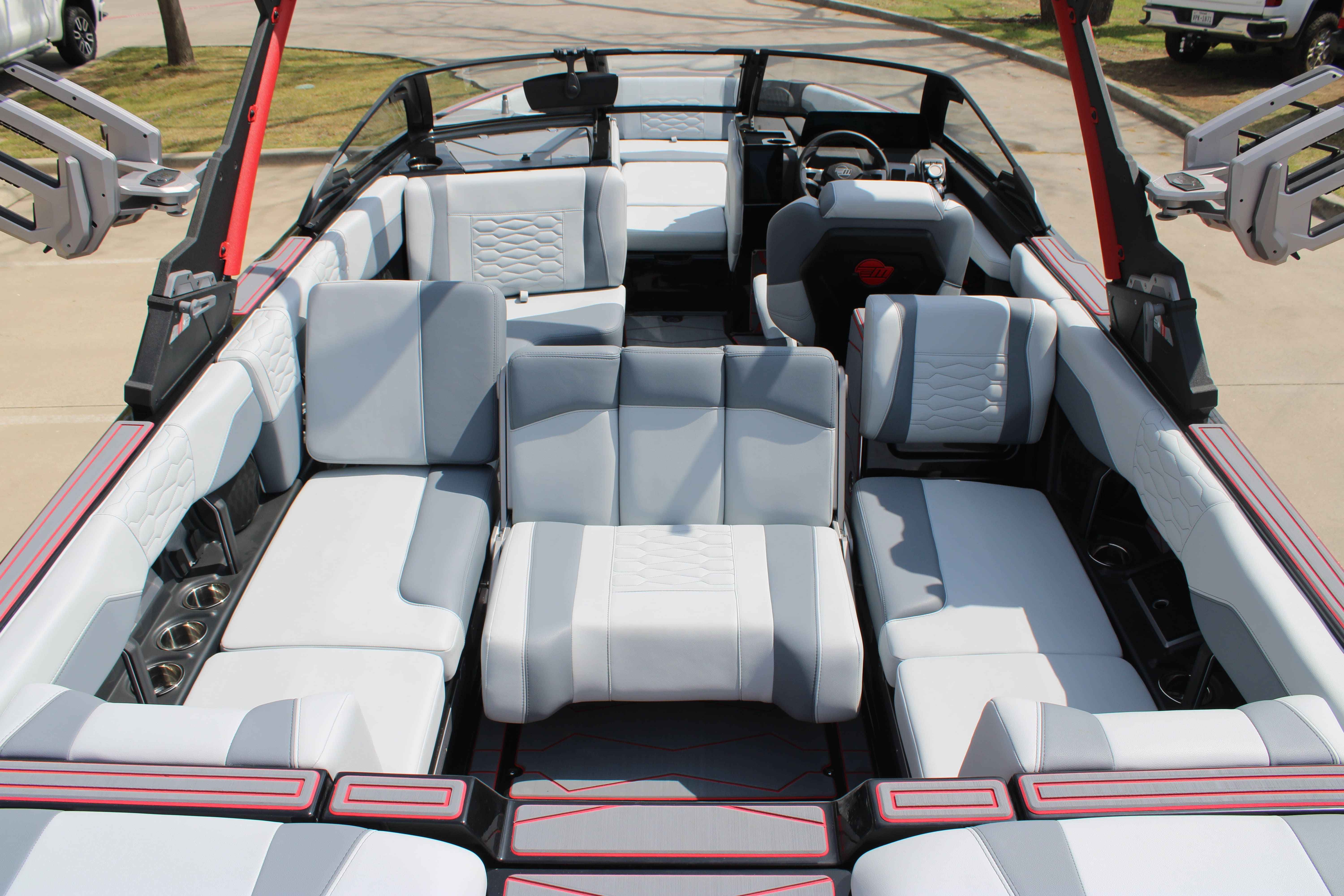 2025 Malibu Boats Wakesetter 24 MXZ-14