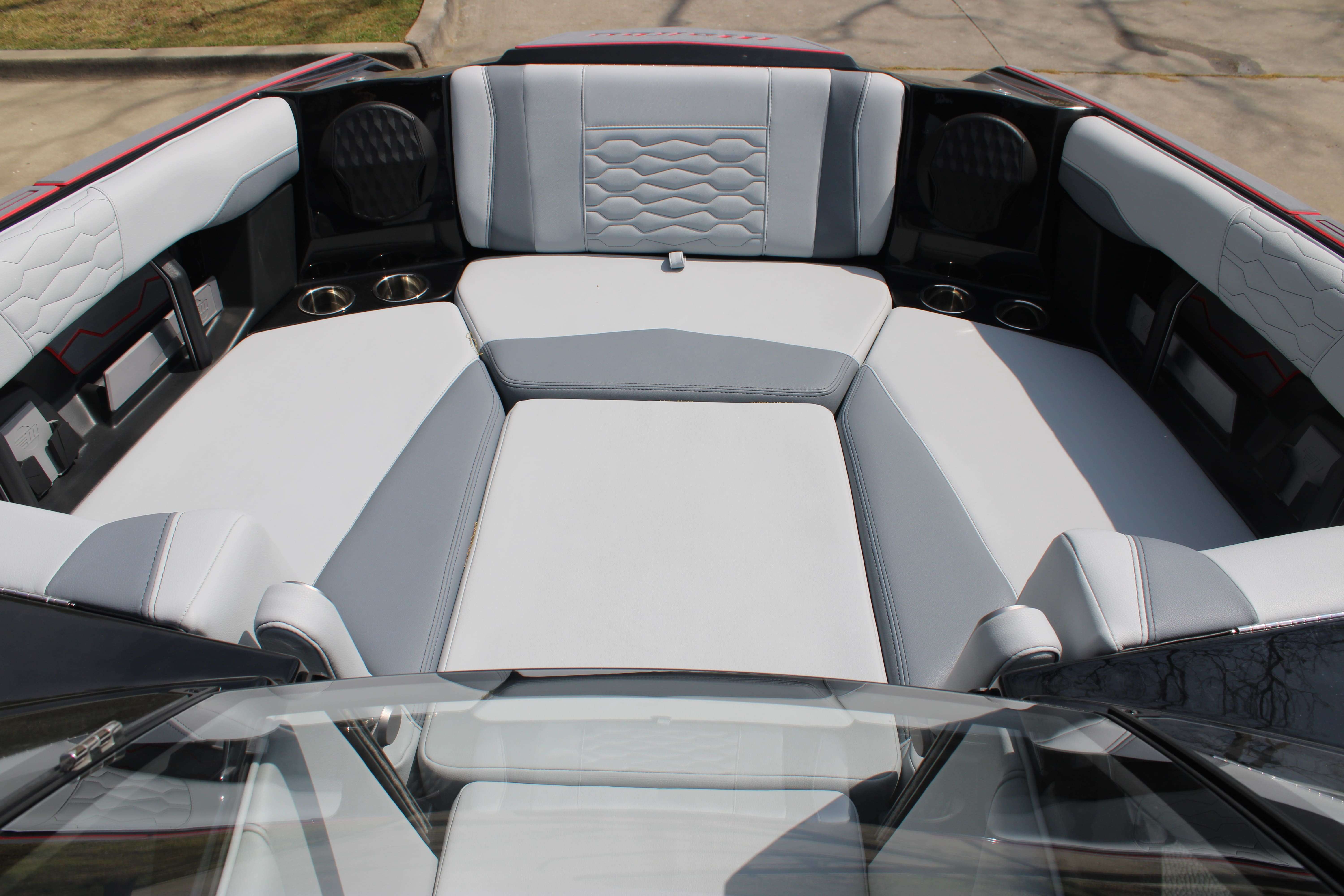 2025 Malibu Boats Wakesetter 24 MXZ-19
