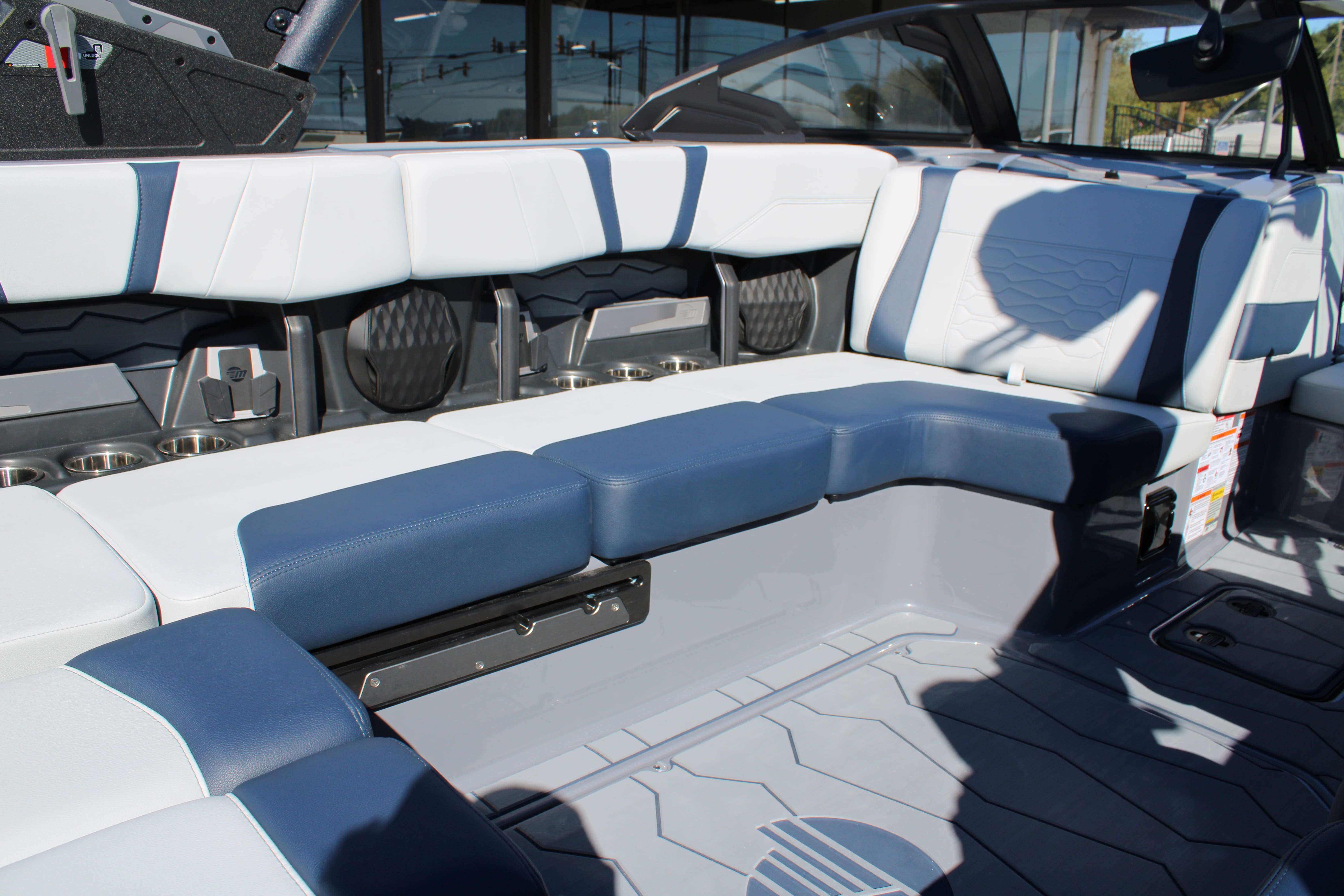 2025 Malibu Boats Wakesetter 23 MXZ-17