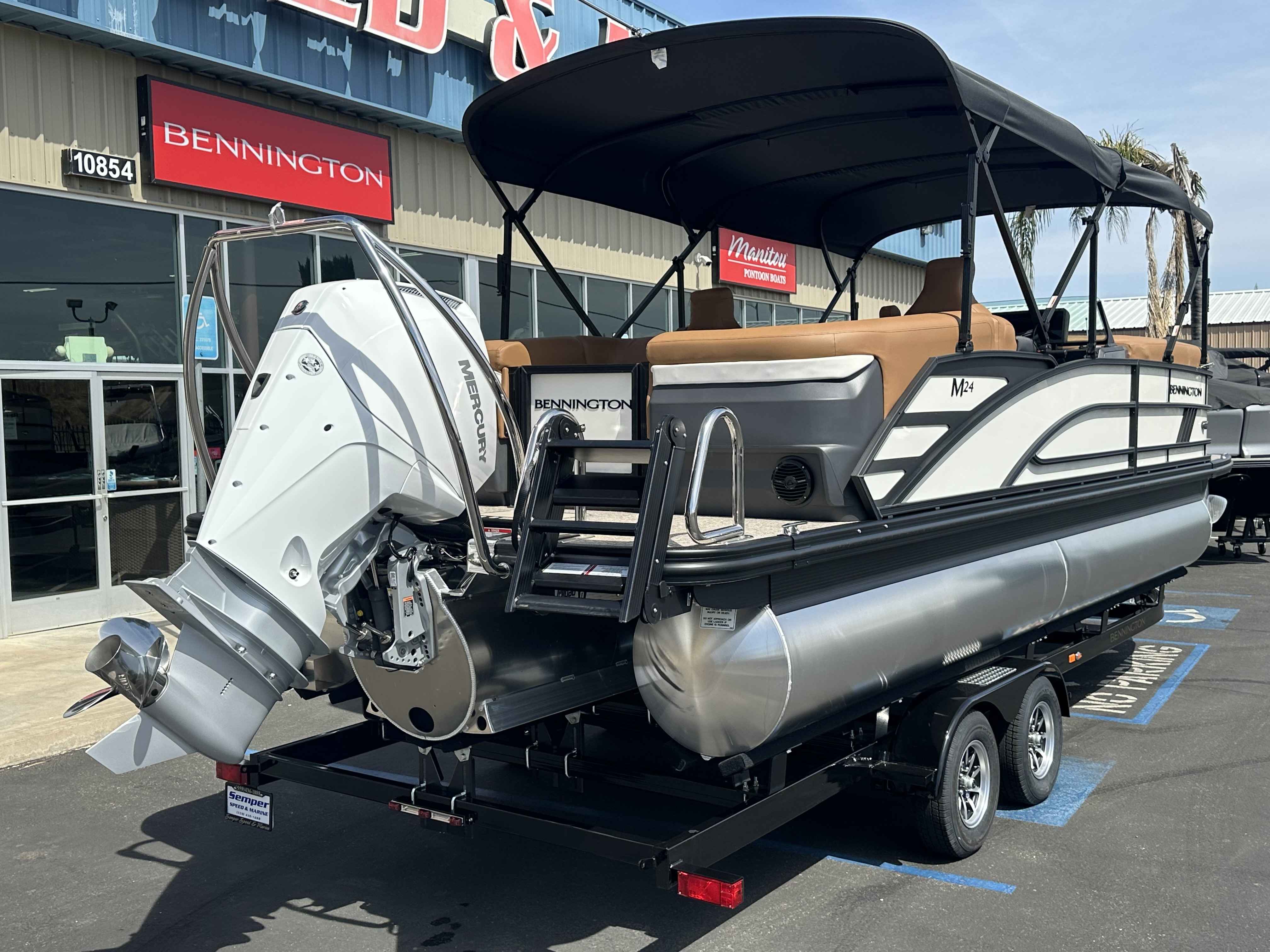 2025 Bennington 25 MFB-5