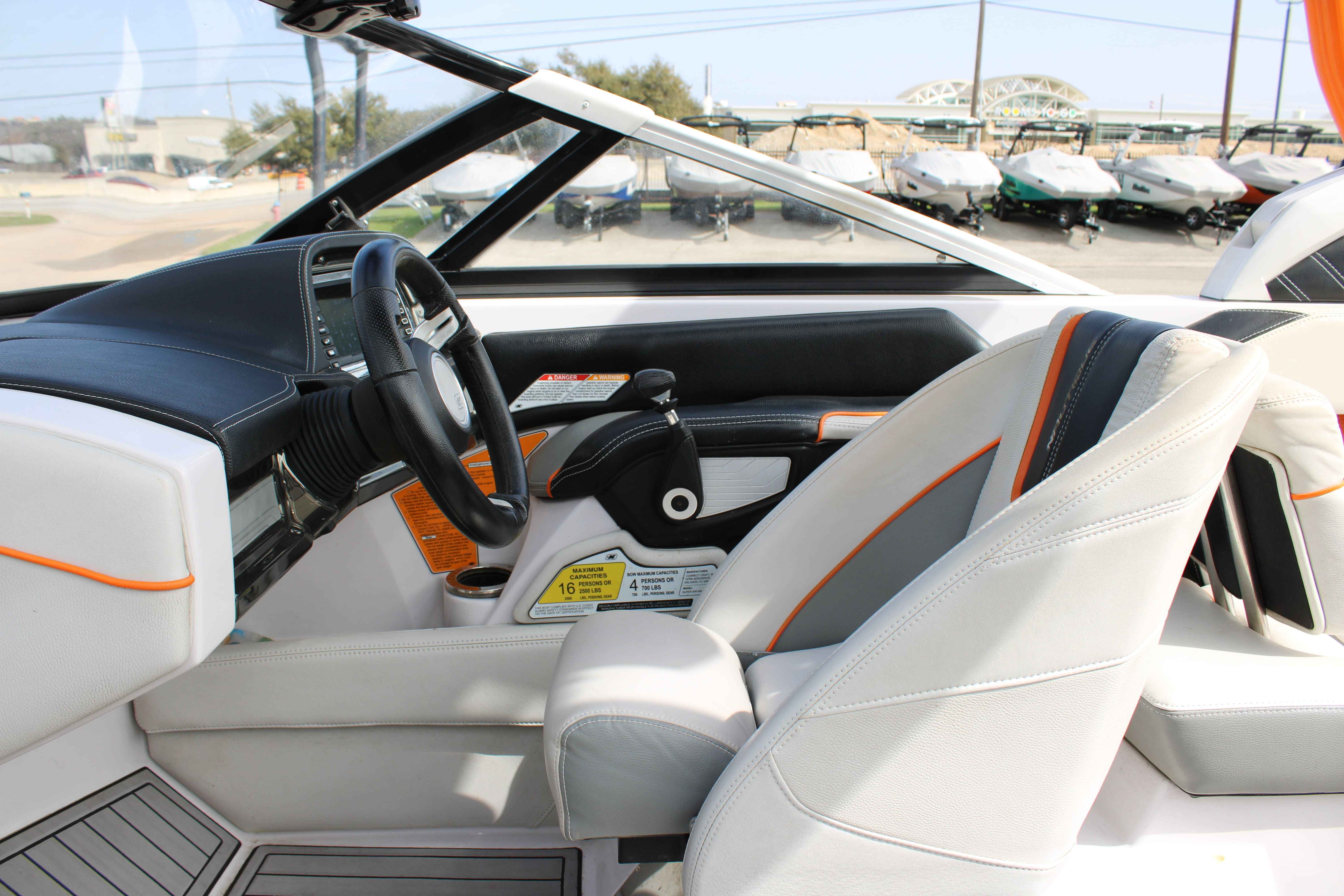 2013 Nautique G23-15
