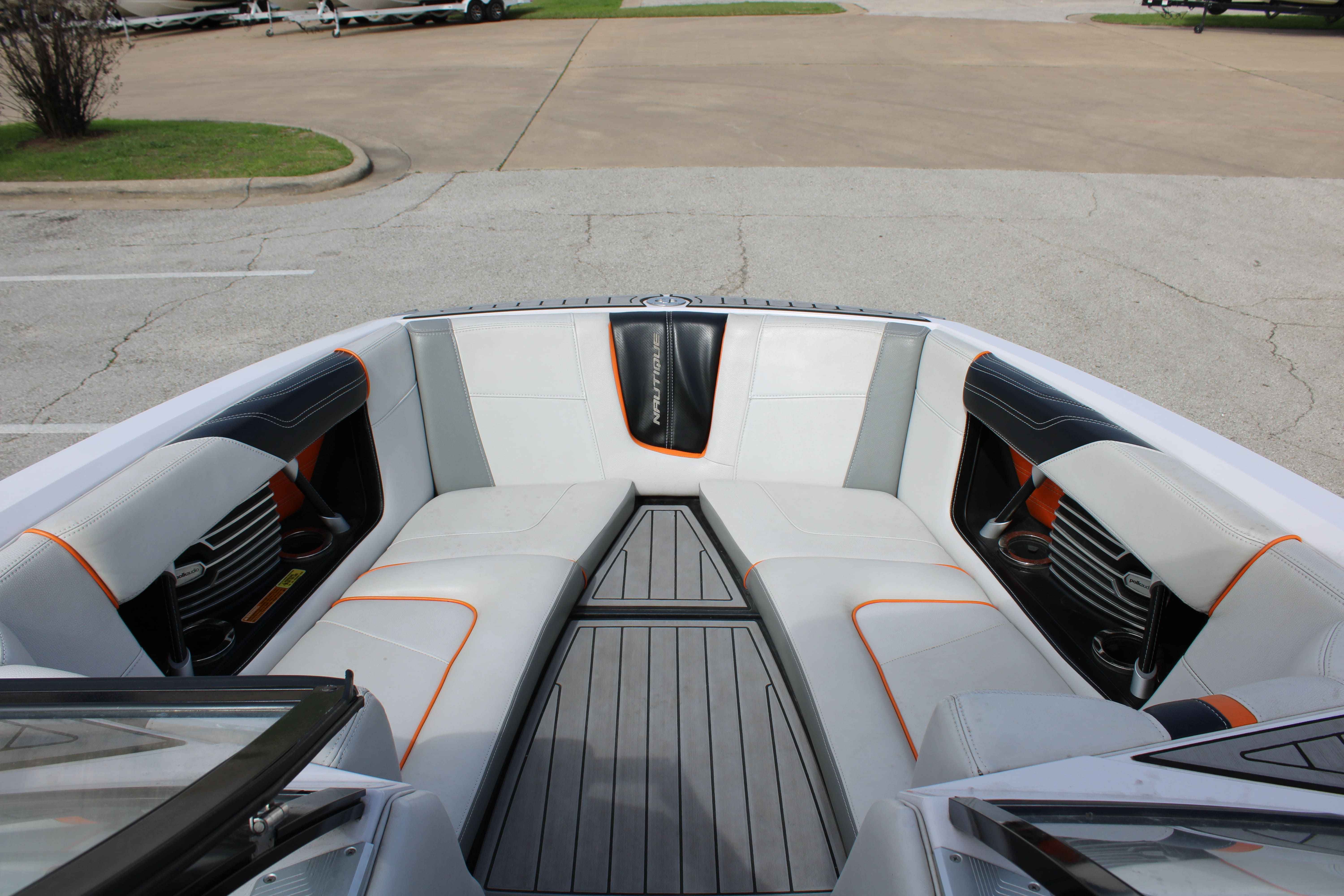 2013 Nautique G23-16