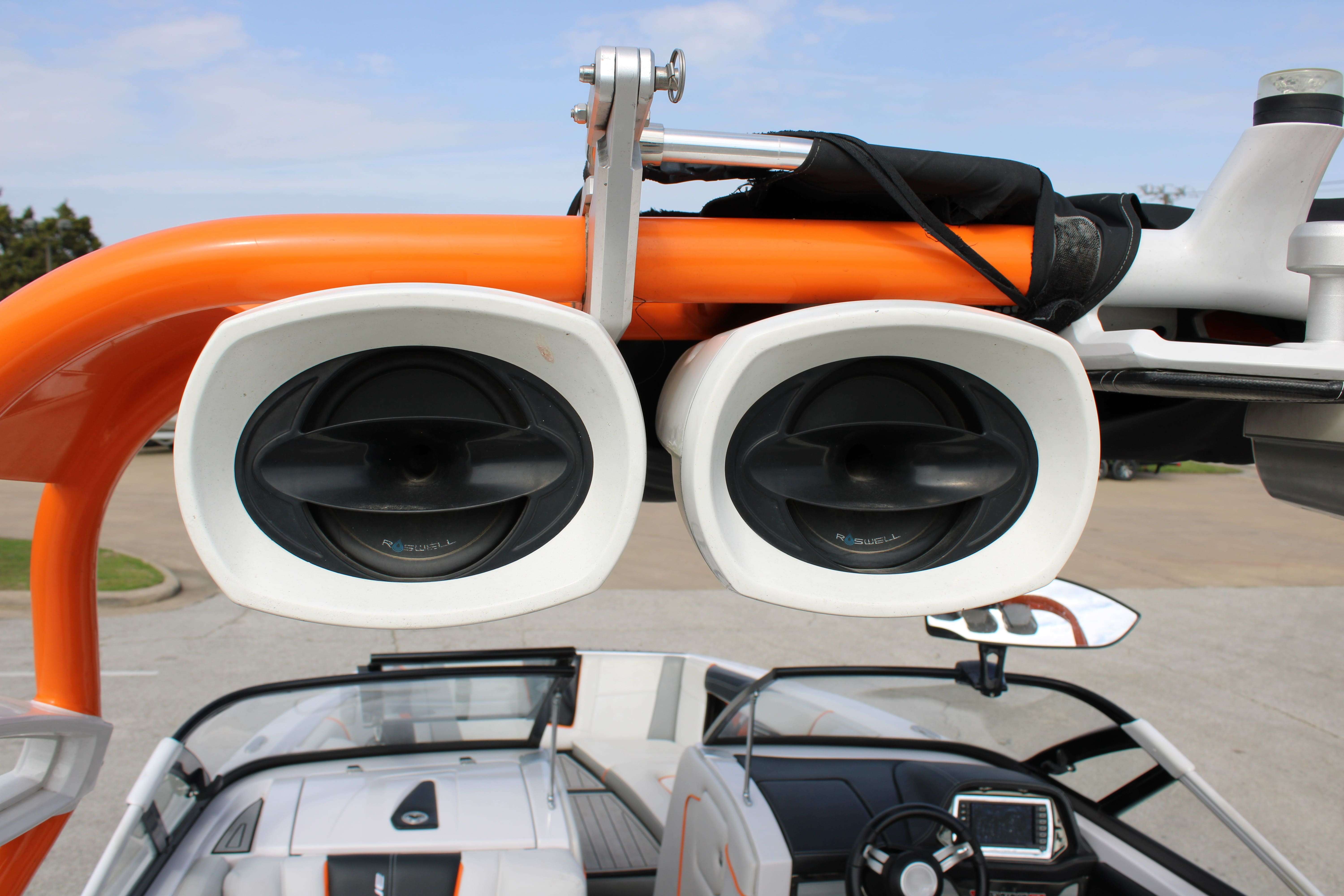 2013 Nautique G23-18