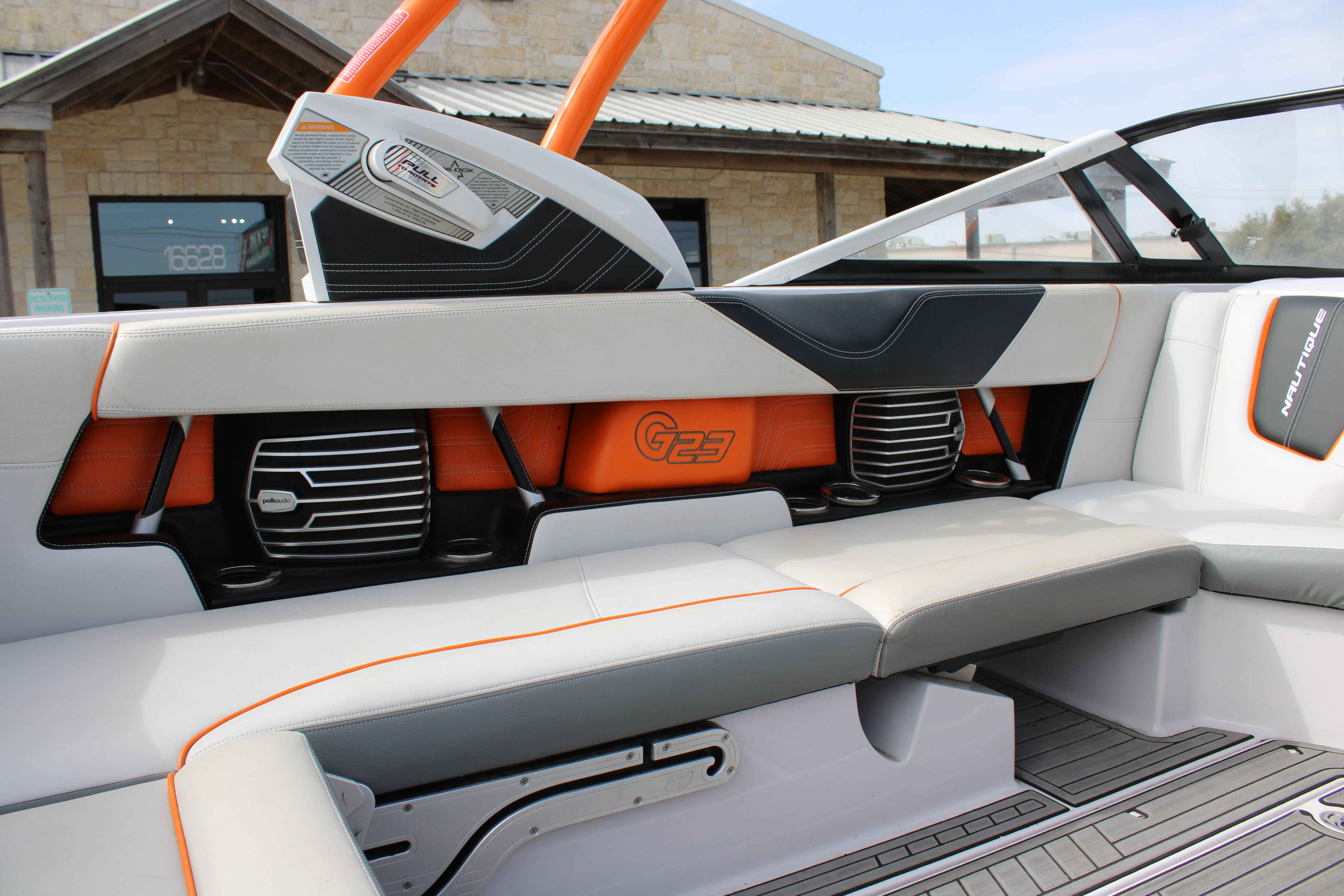 2013 Nautique G23-19