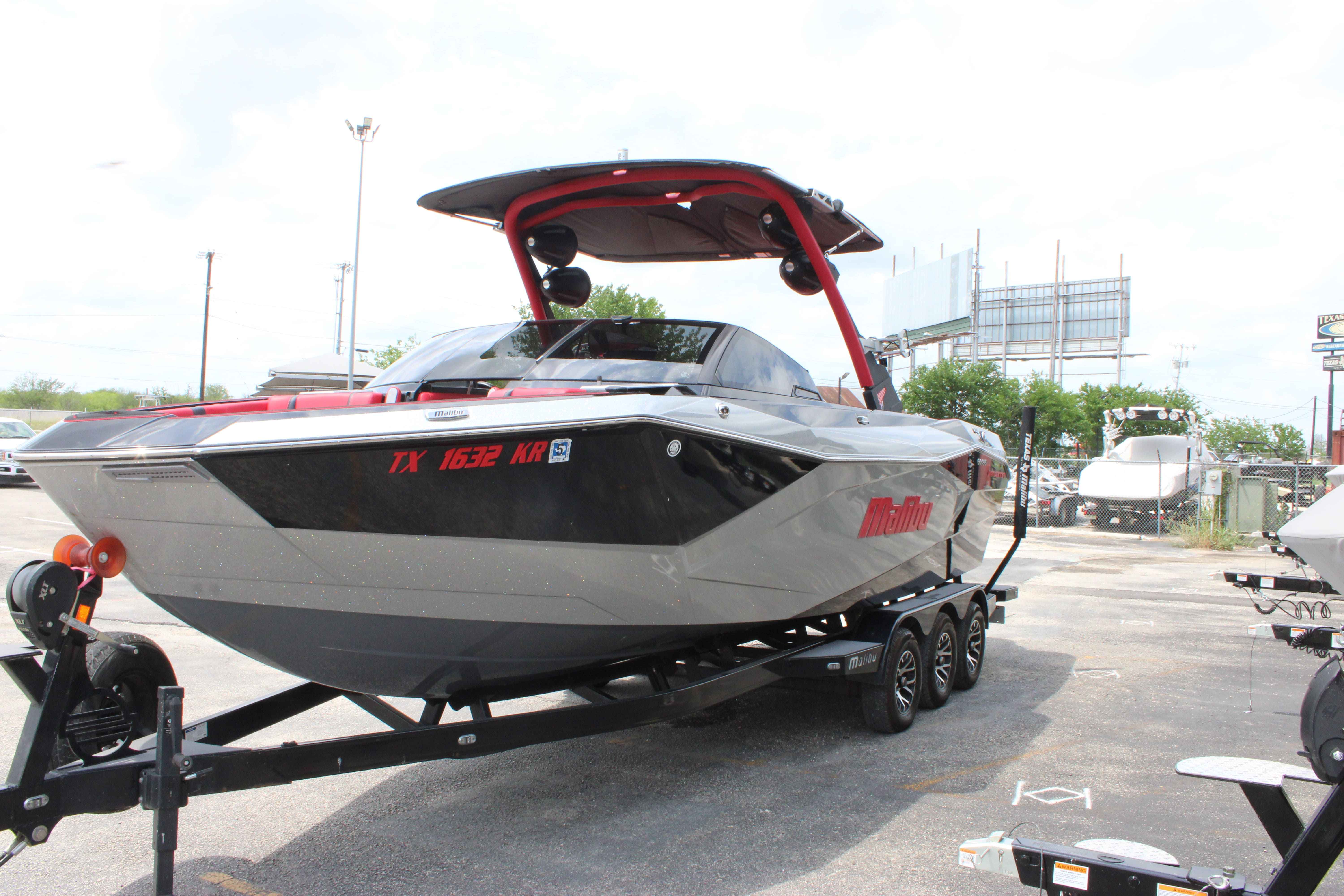 2023 Malibu Boats Wakesetter 26 LSV-4