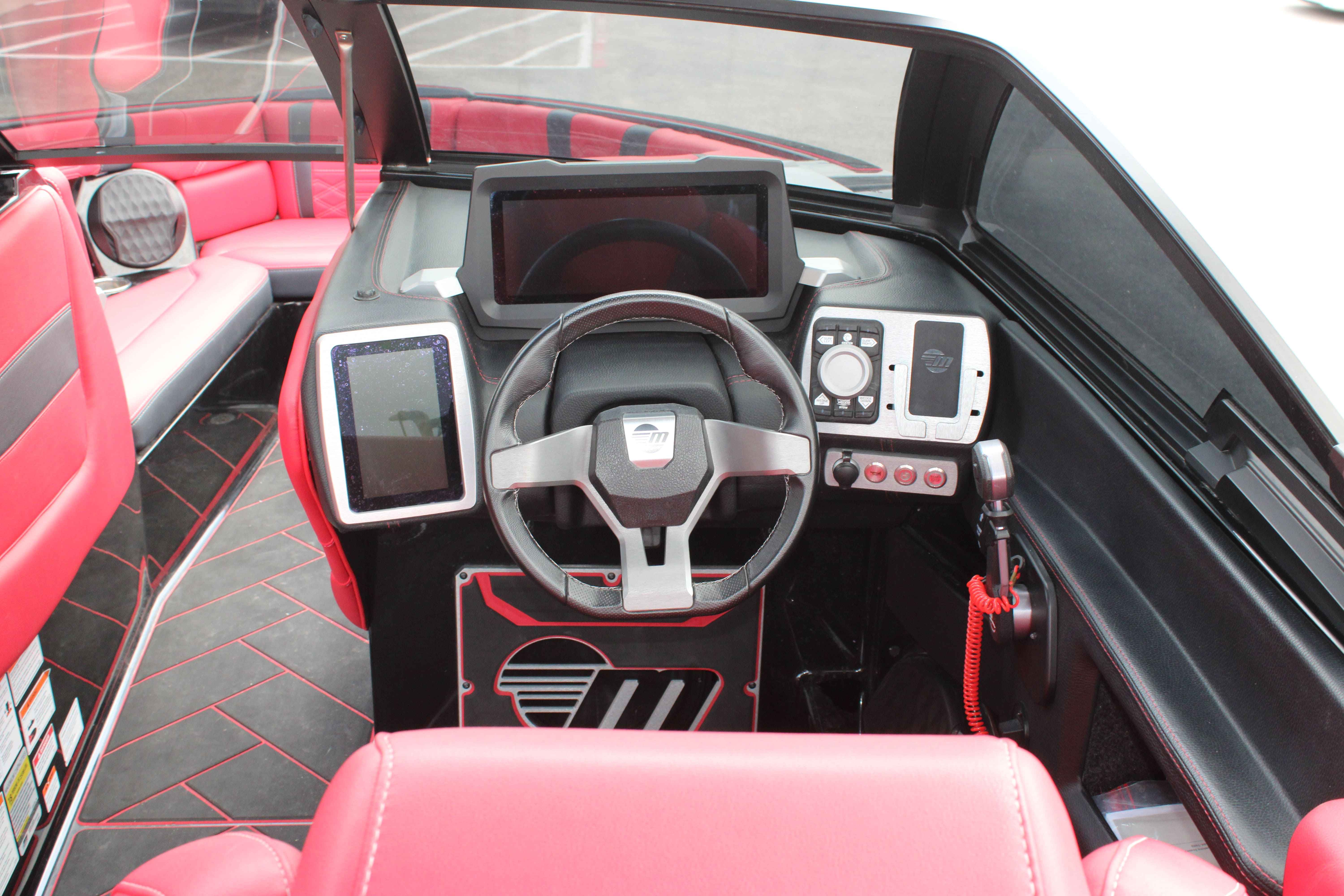 2023 Malibu Boats Wakesetter 26 LSV-15