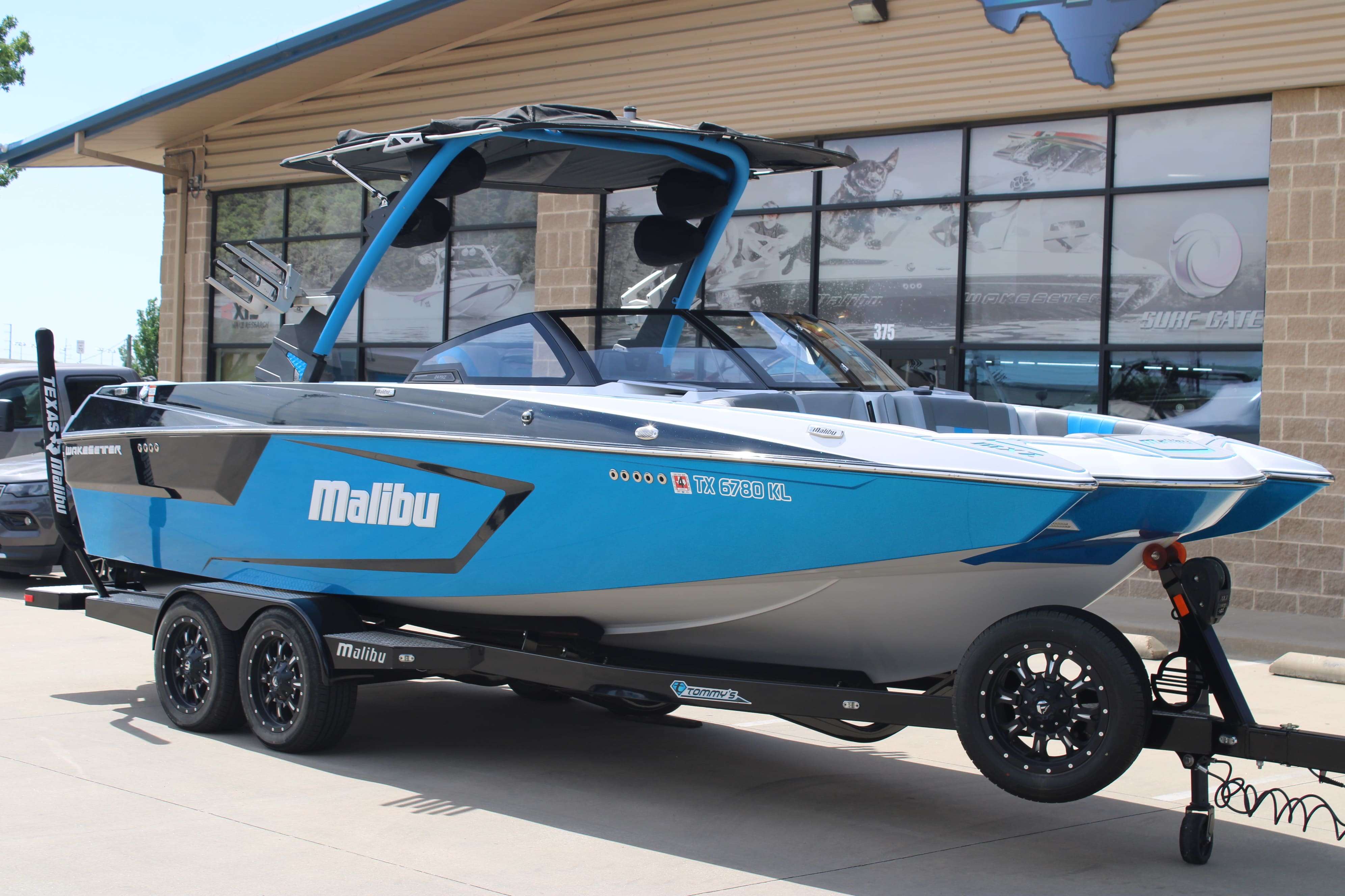 2022 Malibu Boats Wakesetter 24 MXZ-2