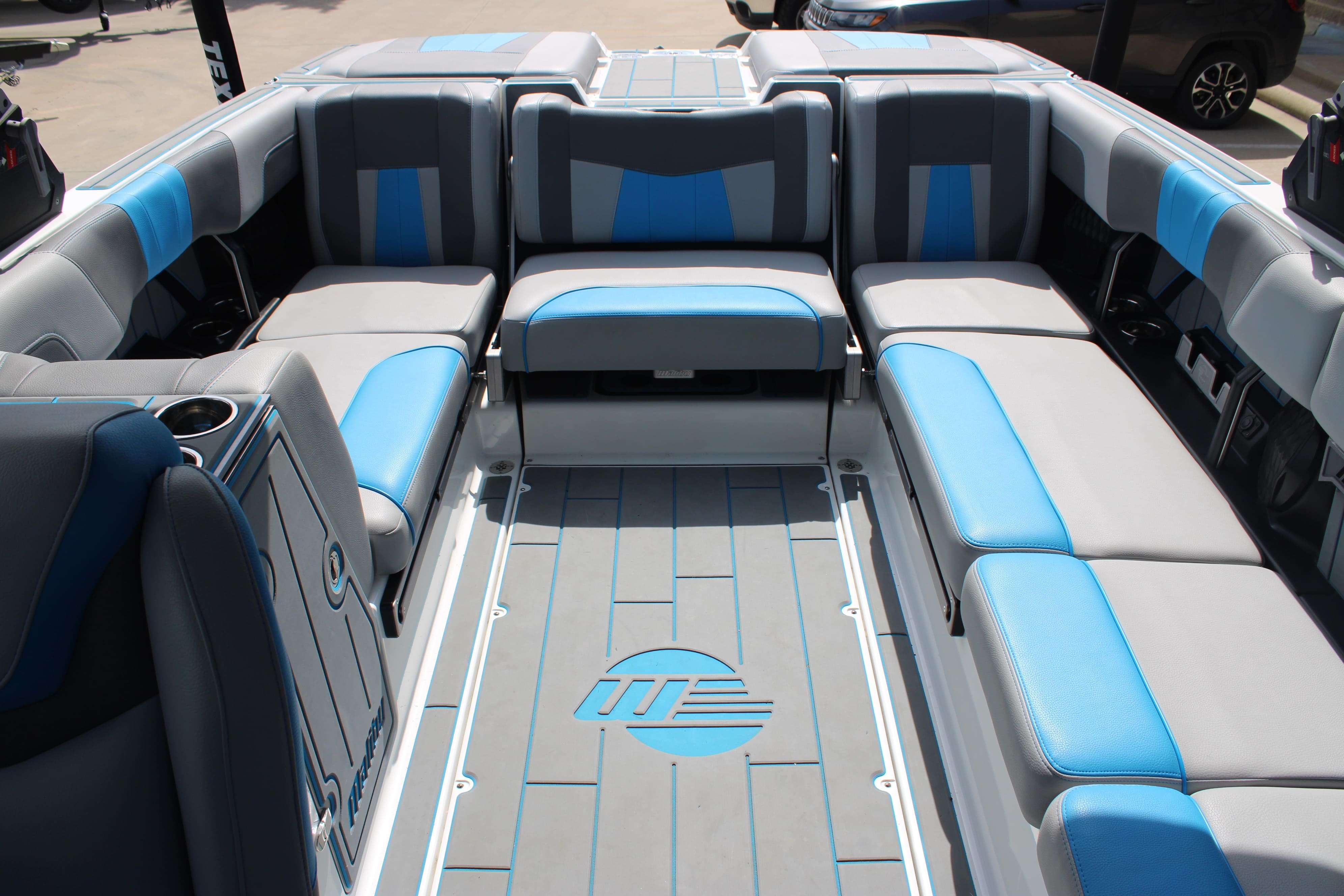 2022 Malibu Boats Wakesetter 24 MXZ-13