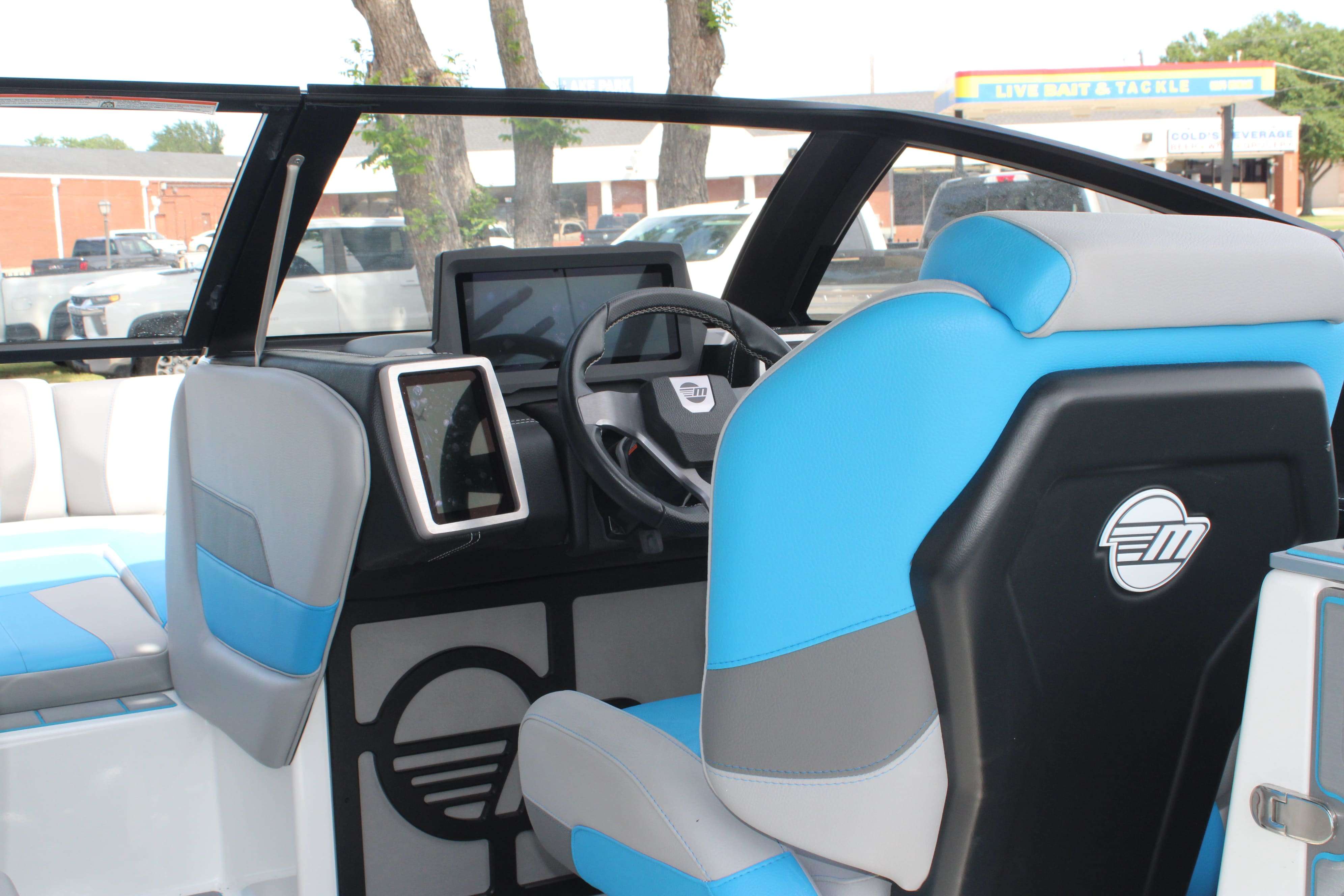 2022 Malibu Boats Wakesetter 24 MXZ-17