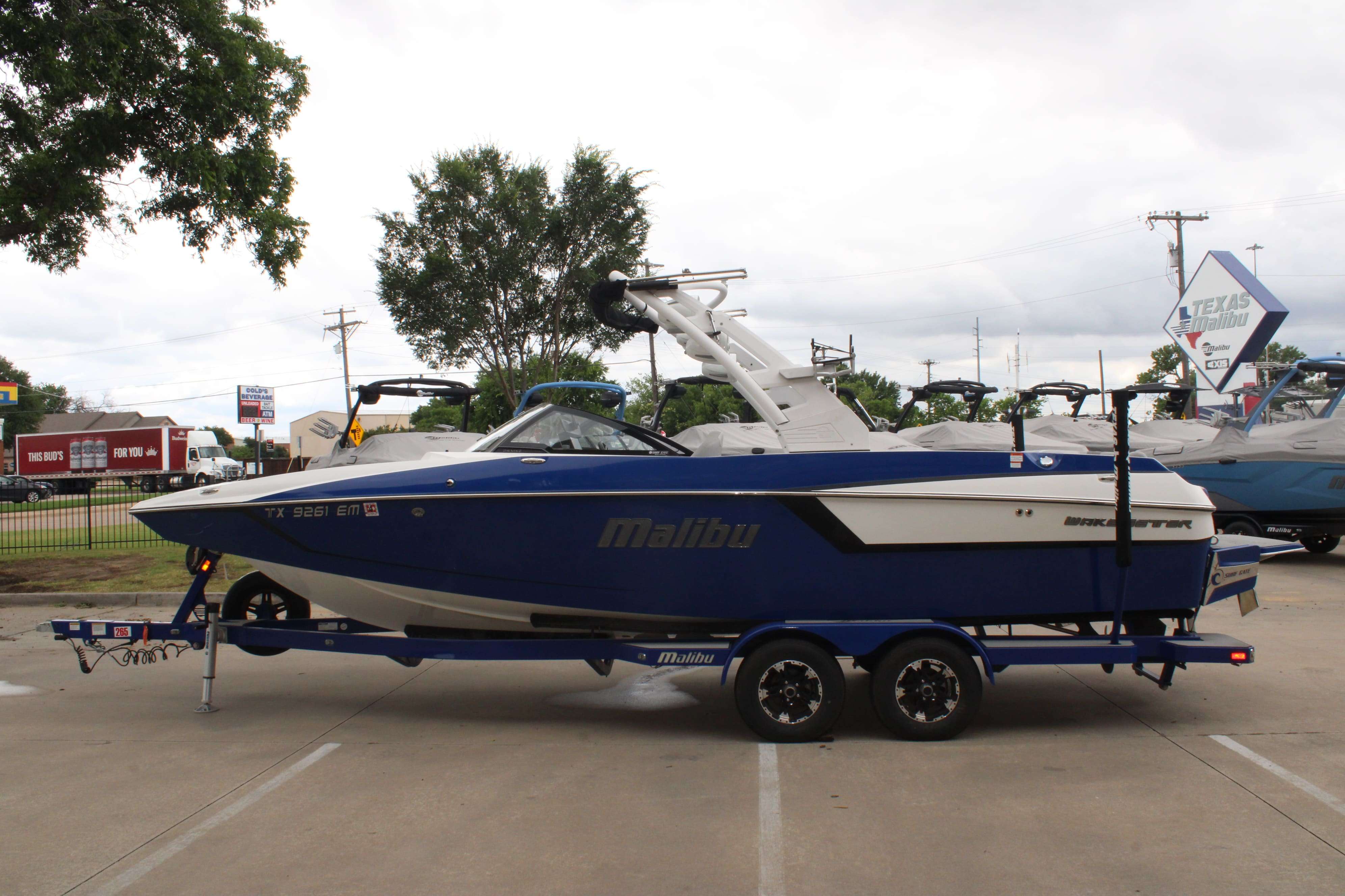 2018 Malibu Boats Wakesetter 24 MXZ-7
