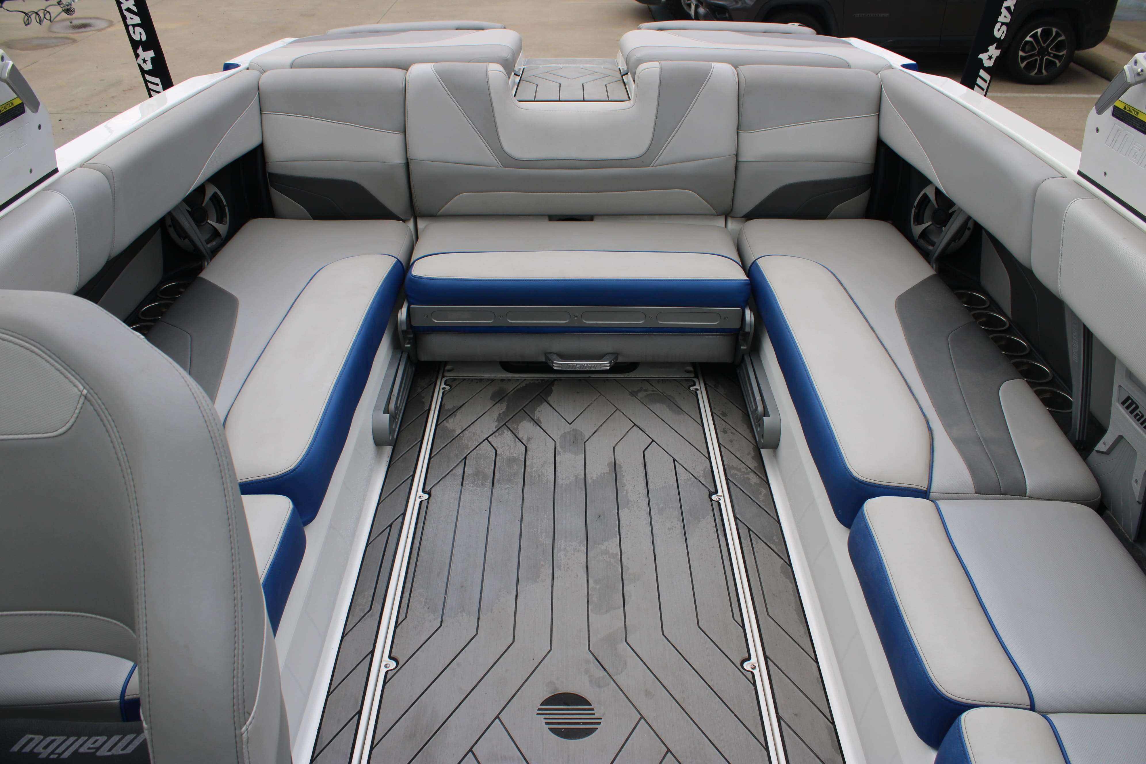 2018 Malibu Boats Wakesetter 24 MXZ-16