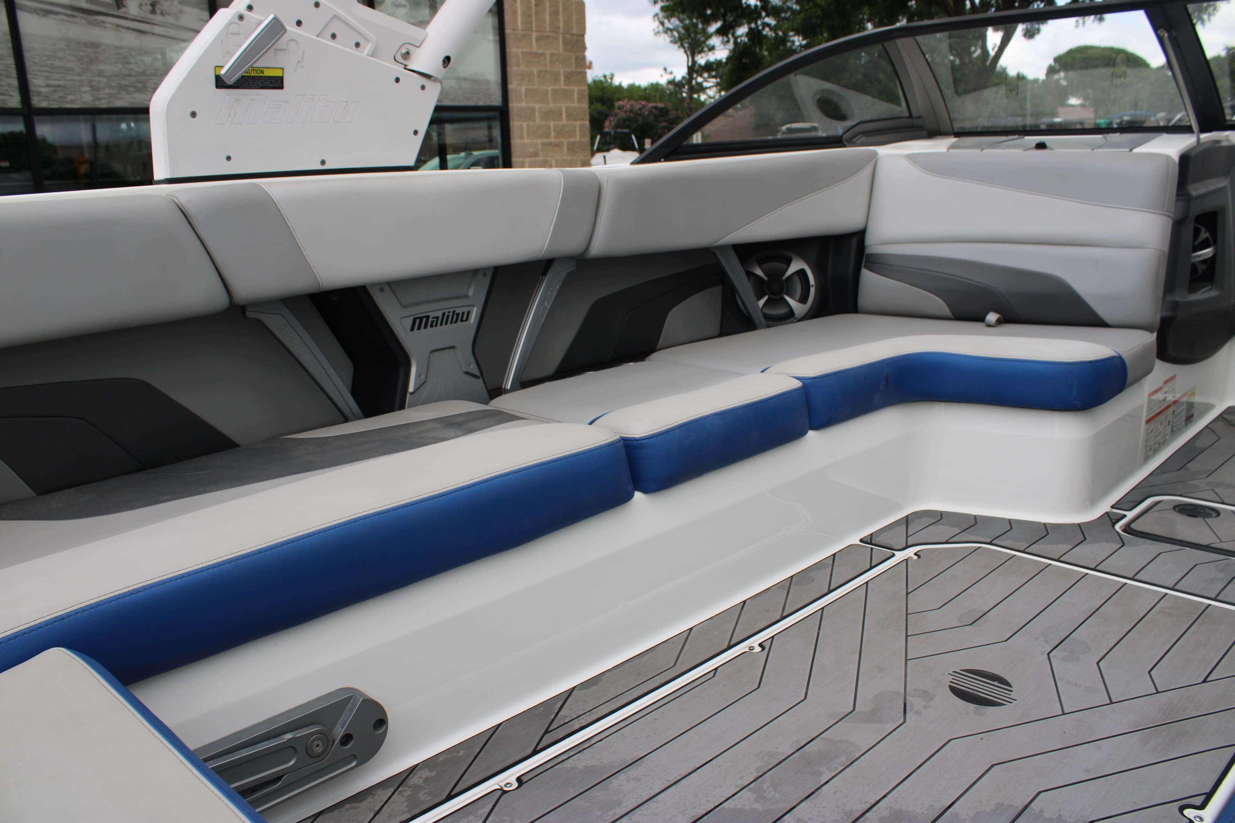 2018 Malibu Boats Wakesetter 24 MXZ-18