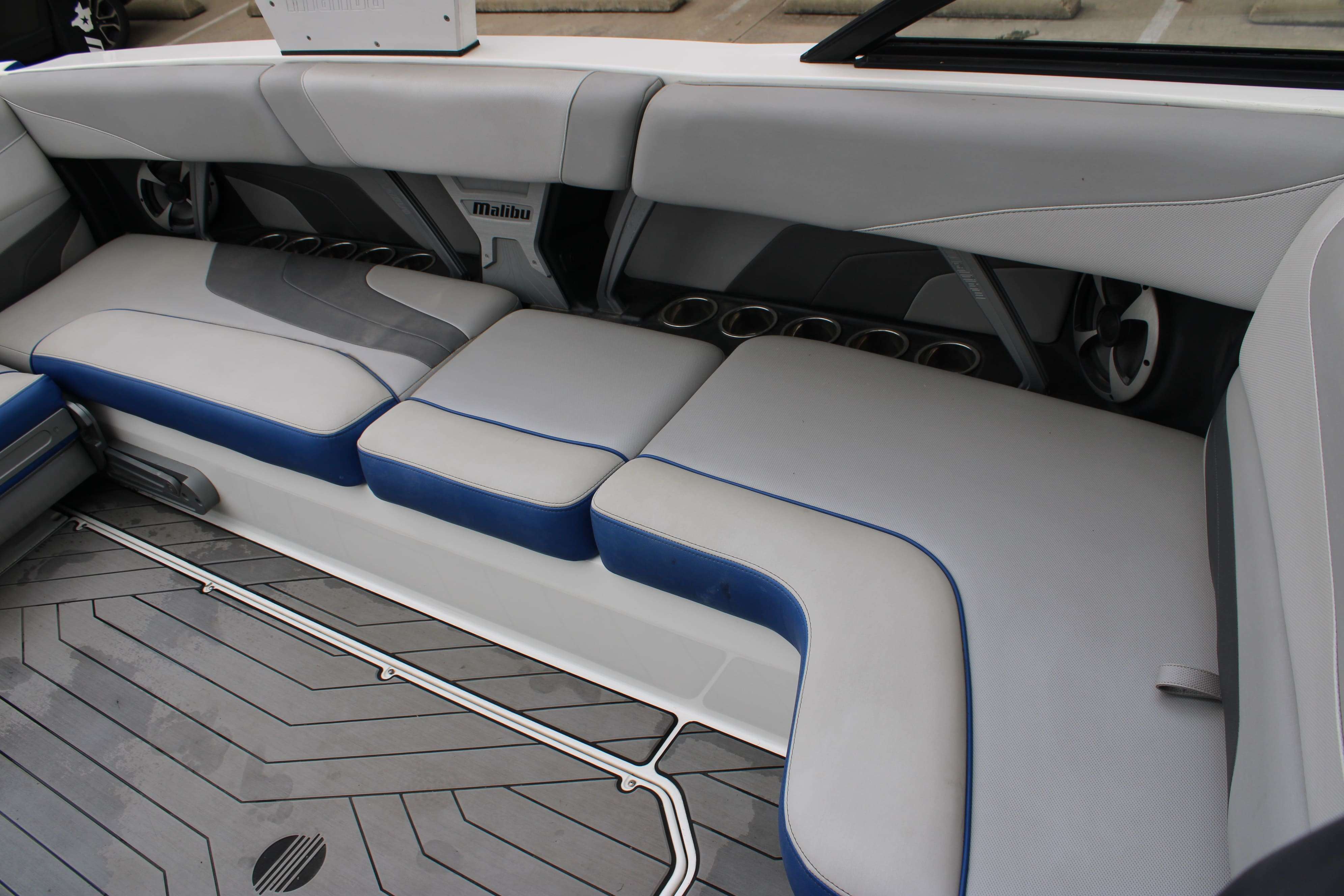 2018 Malibu Boats Wakesetter 24 MXZ-17
