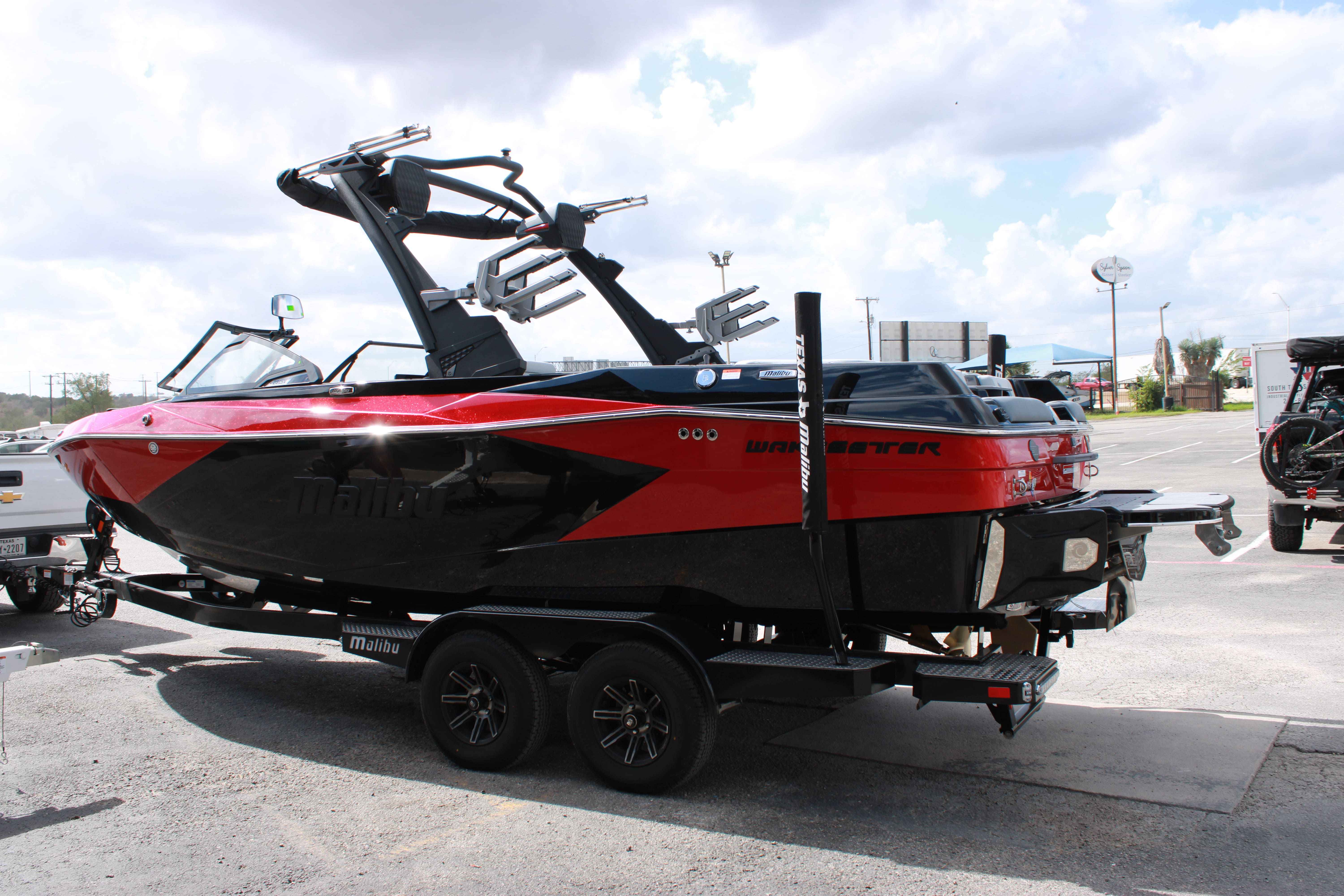 2025 Malibu Boats Wakesetter 23 LSV-5