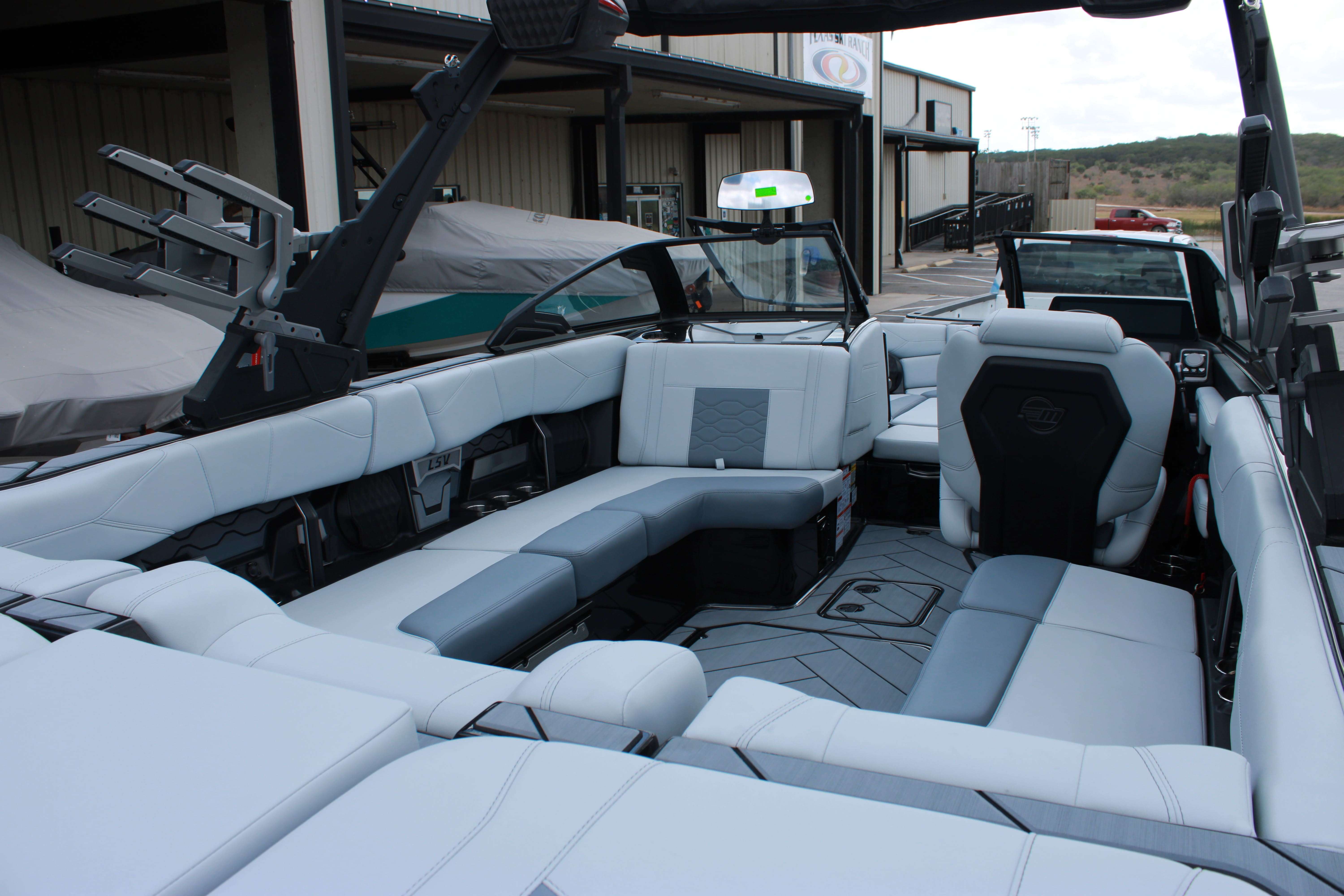 2025 Malibu Boats Wakesetter 23 LSV-10