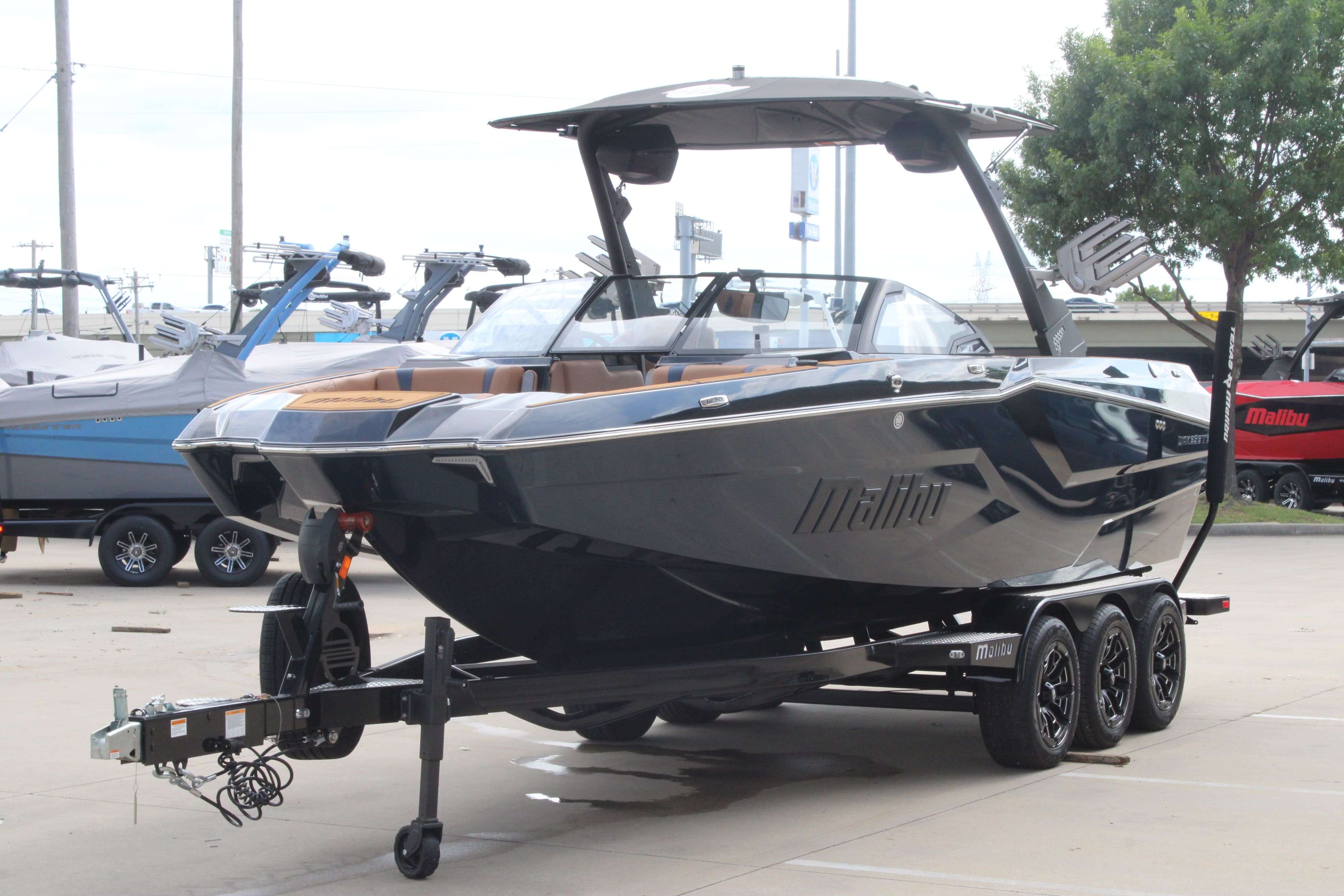 2025 Malibu Boats Wakesetter 24 MXZ-4