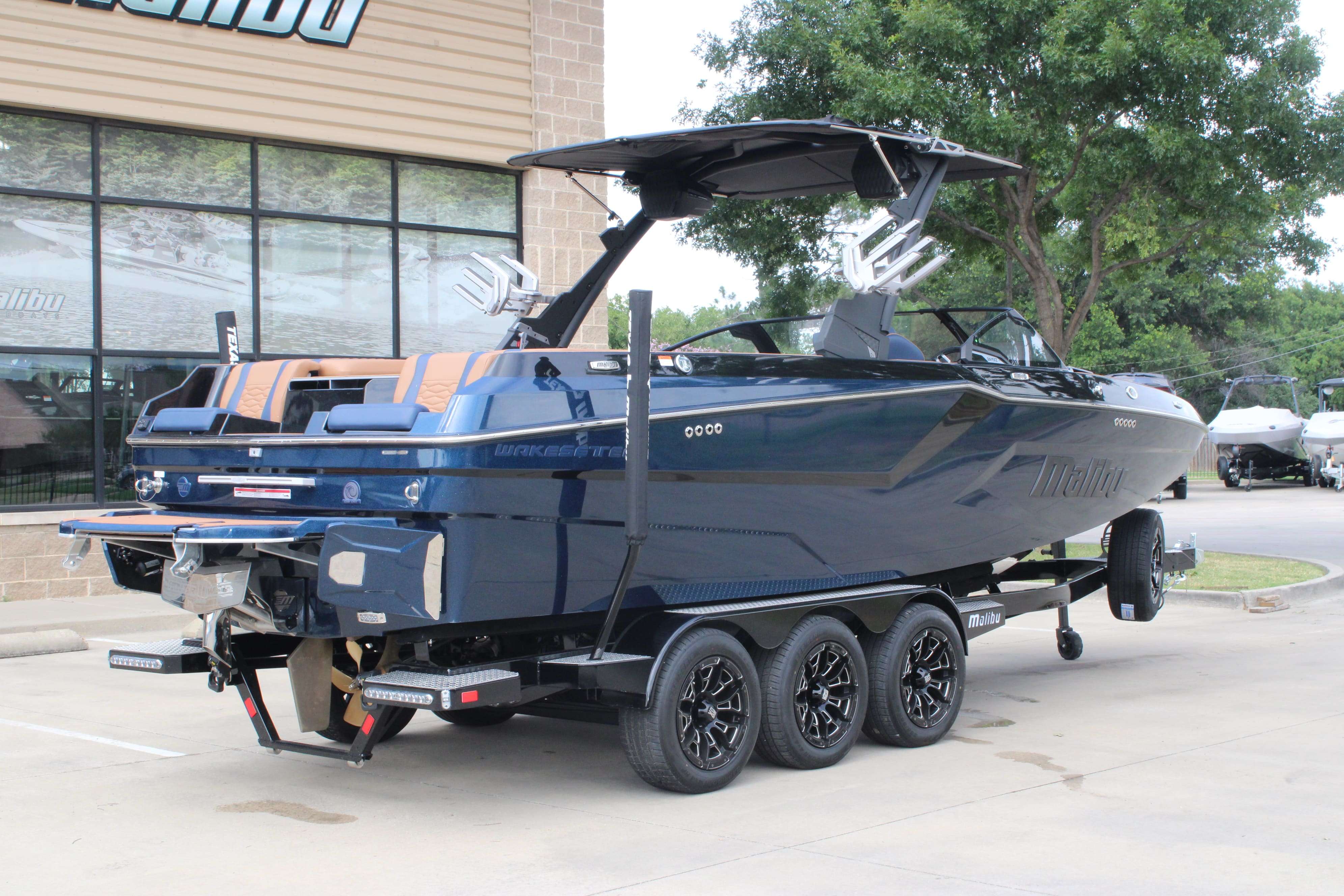 2025 Malibu Boats Wakesetter 24 MXZ-9