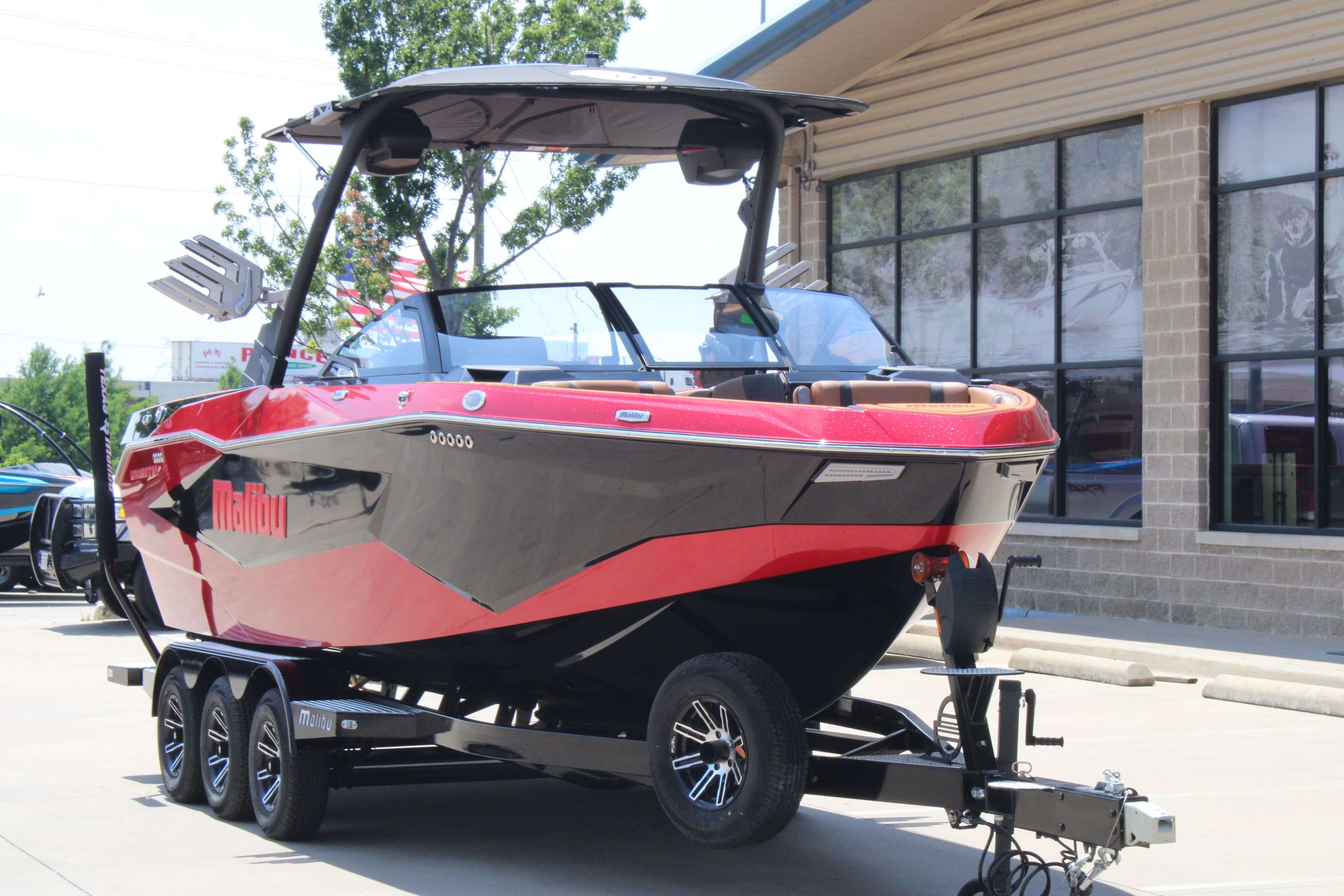 2025 Malibu Boats Wakesetter 25 LSV-2