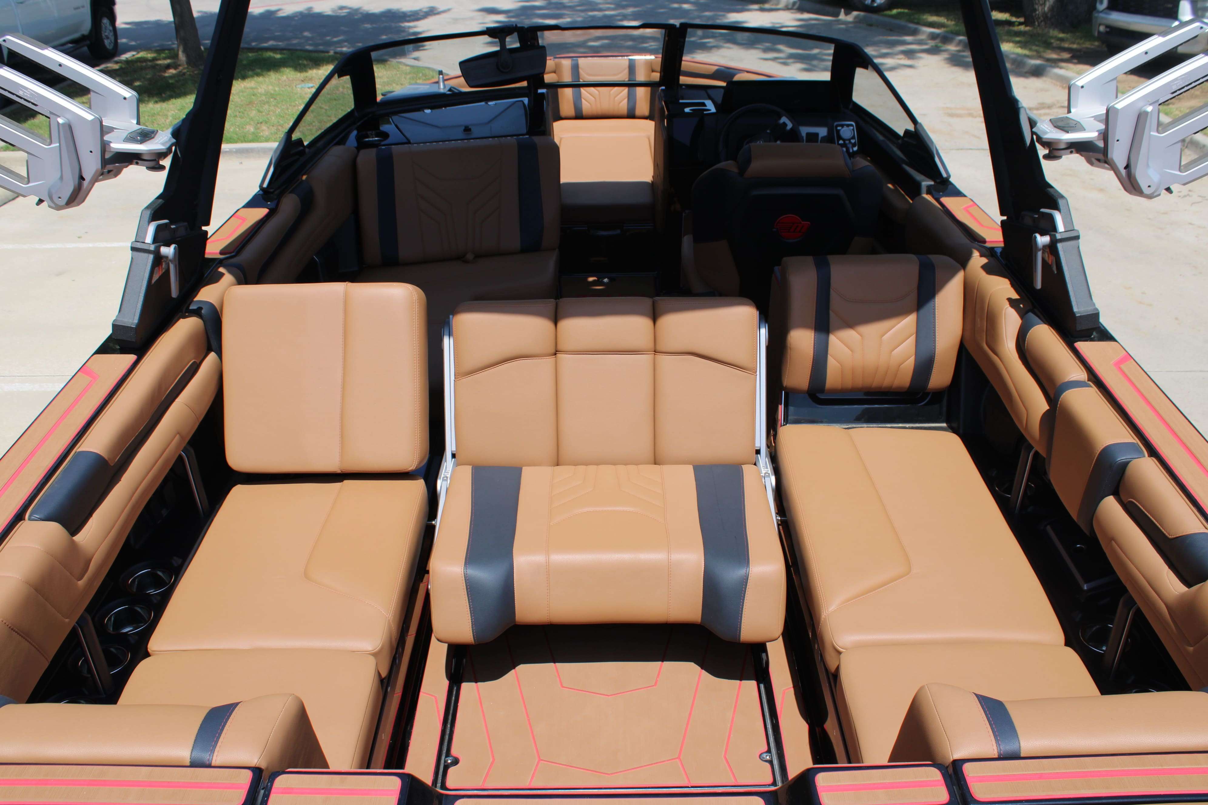 2025 Malibu Boats Wakesetter 25 LSV-13