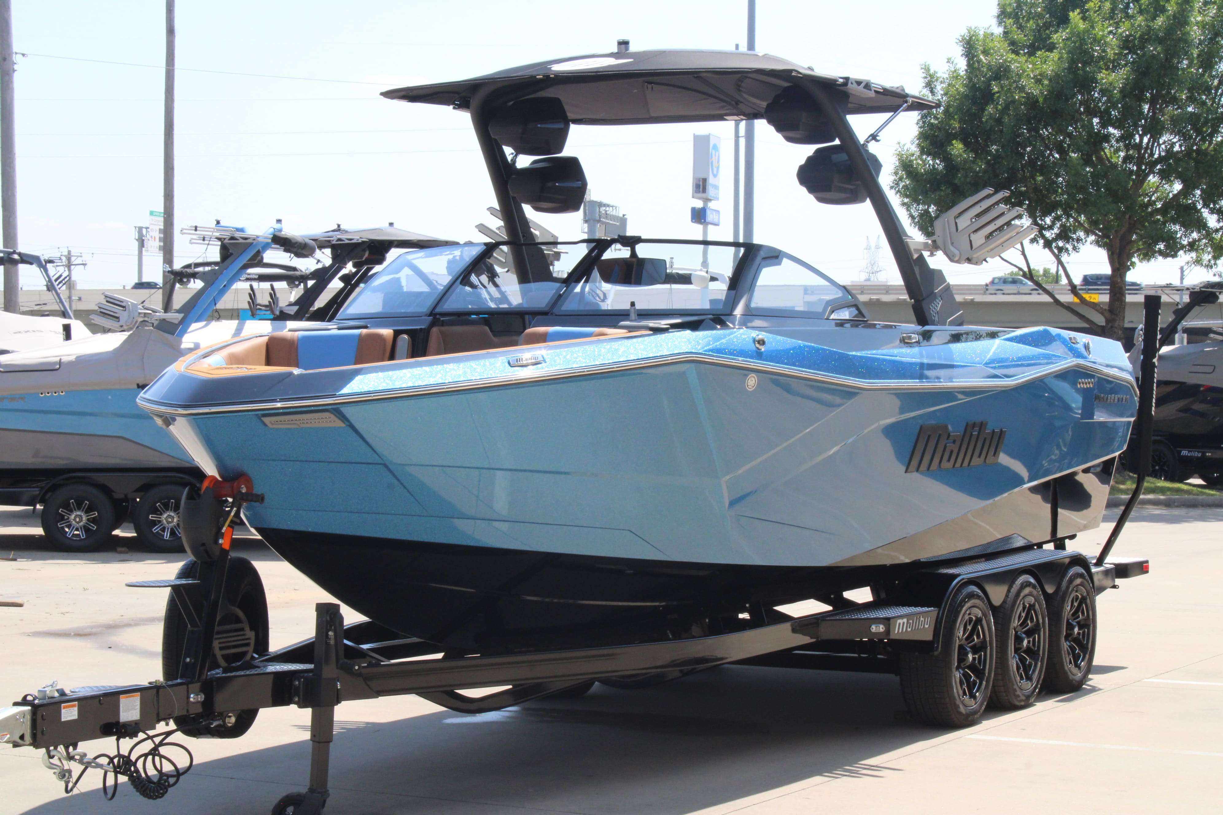 2025 Malibu Boats Wakesetter 26 LSV-4