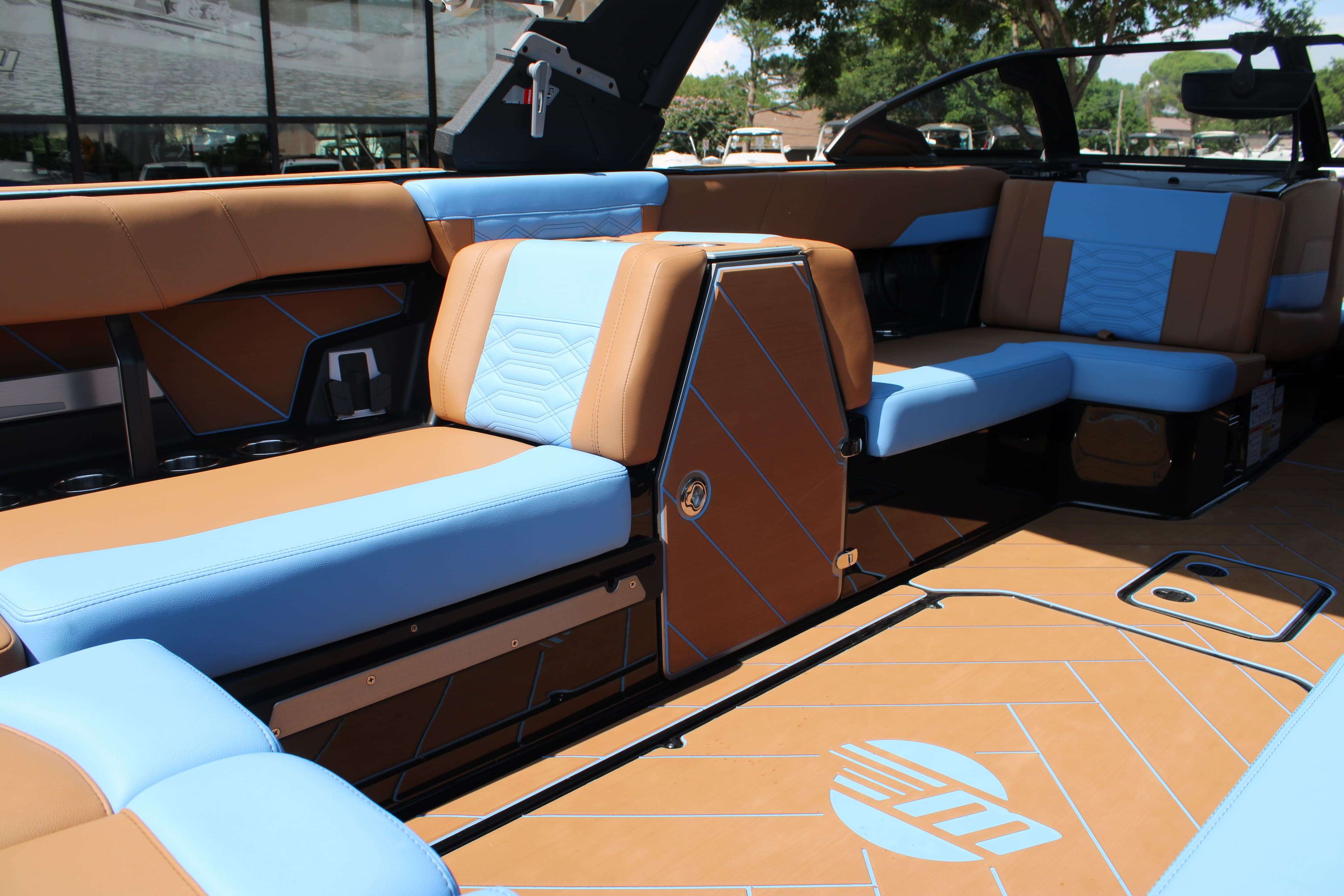 2025 Malibu Boats Wakesetter 26 LSV-17