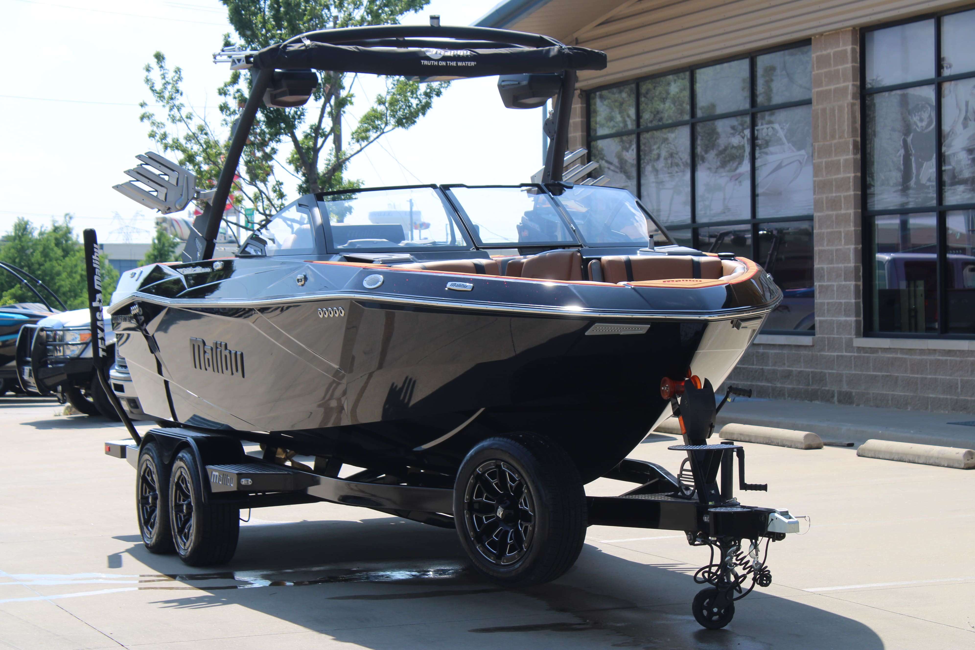 2025 Malibu Boats Wakesetter 23 LSV-2