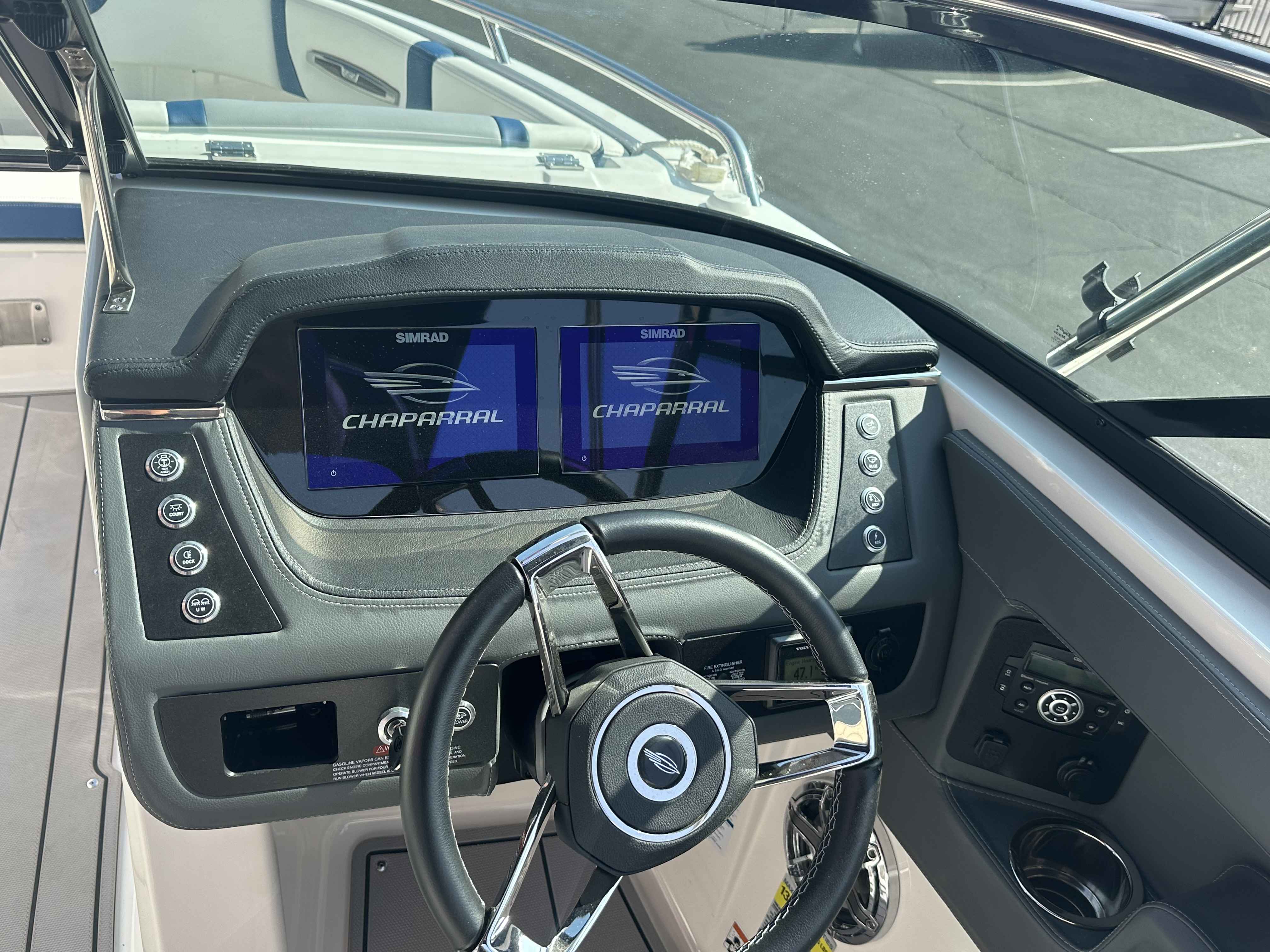 2022 Chaparral 247 SSX-11