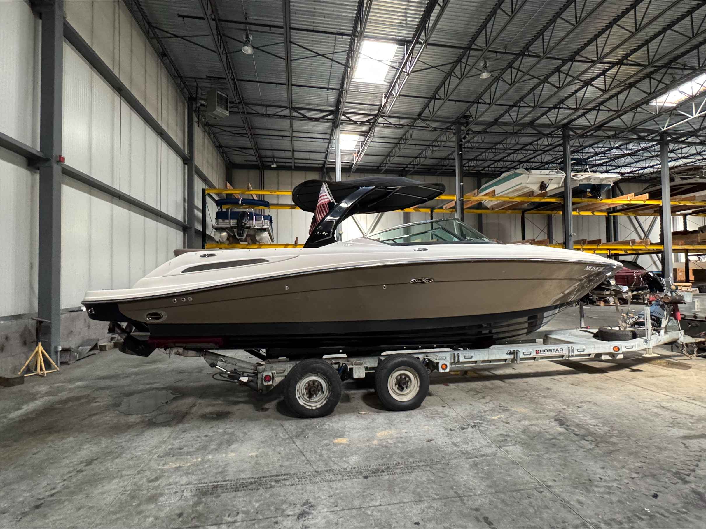 2013 SEA RAY 270SLX0