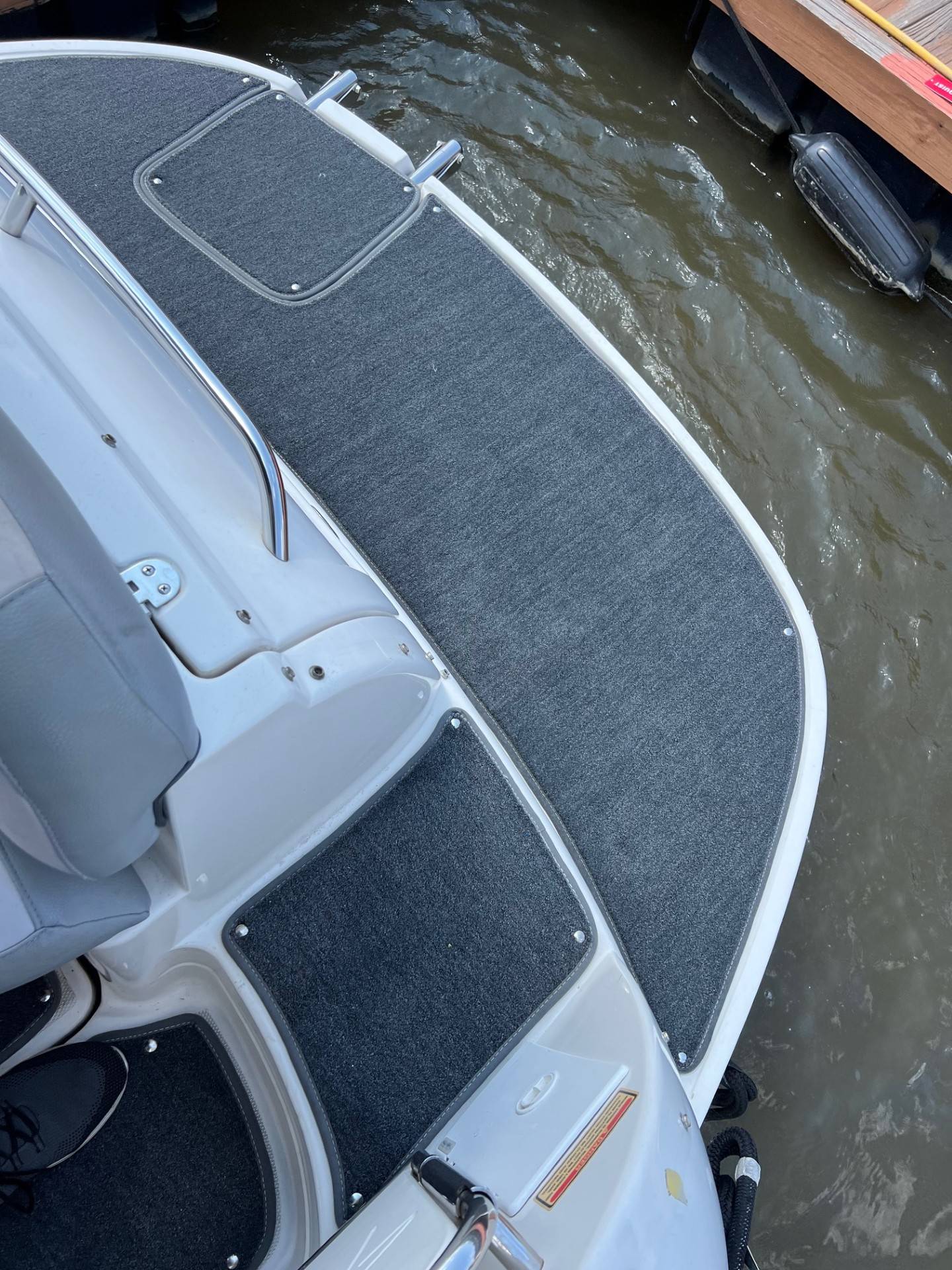 2004 Monterey 270 Cruiser-6