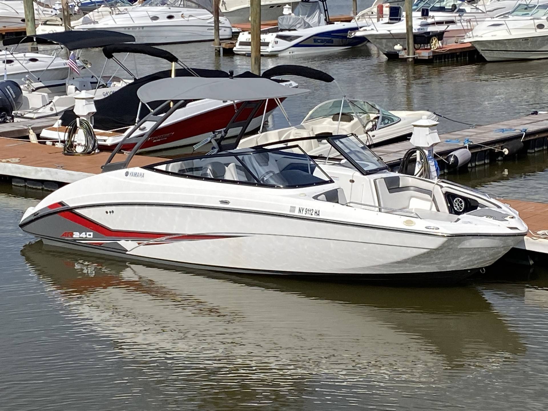 2019 Yamaha AR 240