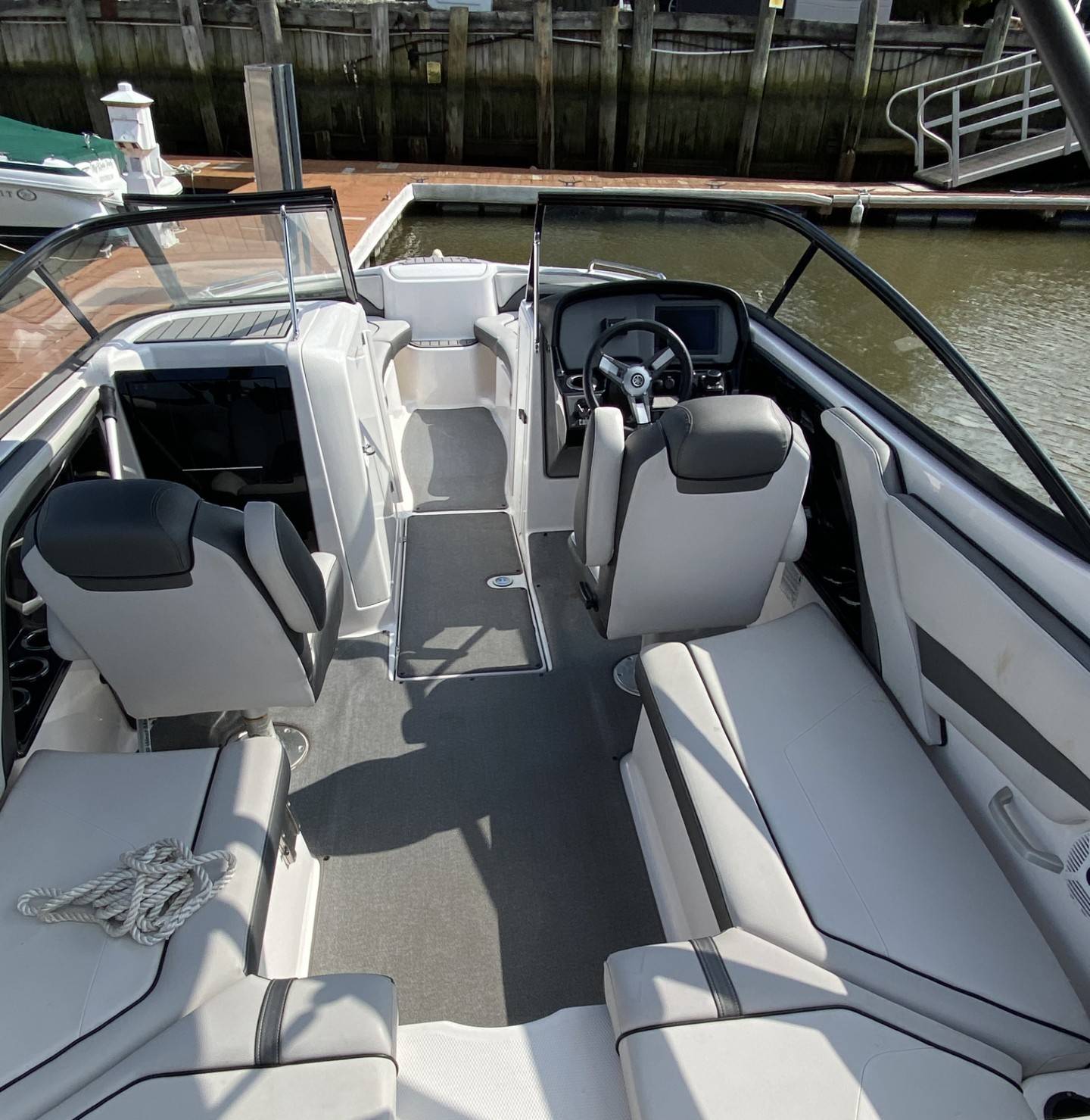 2019 Yamaha AR 240-7